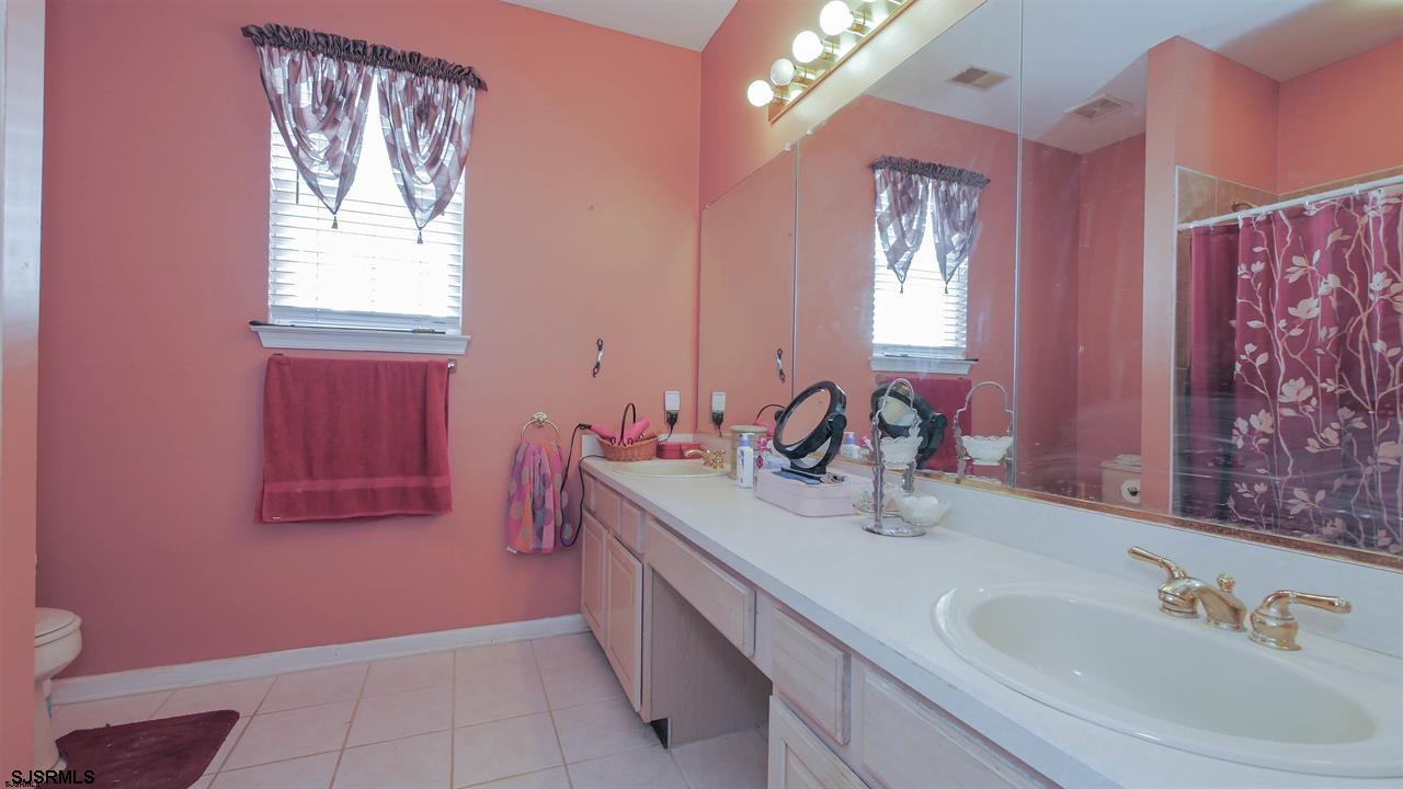 Galloway Township, New Jersey 08205, United States, 2 Bedrooms Bedrooms, ,2 BathroomsBathrooms,Residential,Active,245707