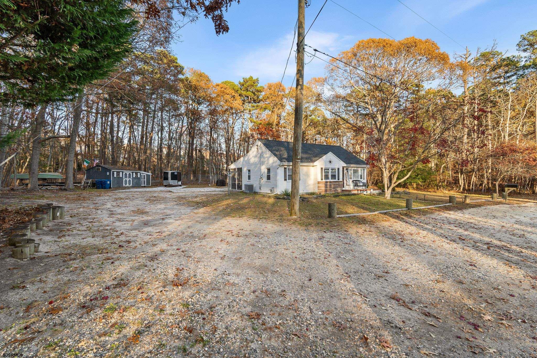 539 E Pennsylvania Ave