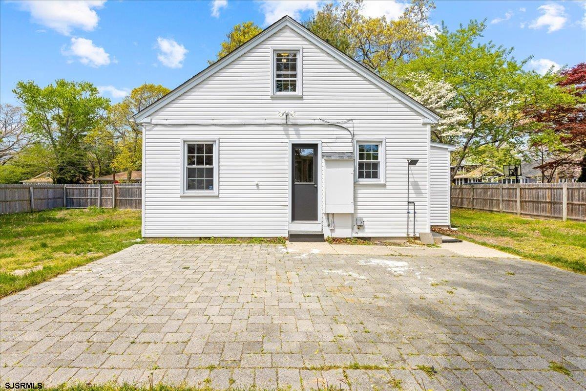 Northfield, New Jersey 08225, United States, 3 Bedrooms Bedrooms, ,2 BathroomsBathrooms,Residential,Active,121739