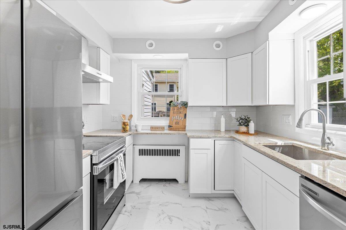 Northfield, New Jersey 08225, United States, 3 Bedrooms Bedrooms, ,2 BathroomsBathrooms,Residential,Active,121739