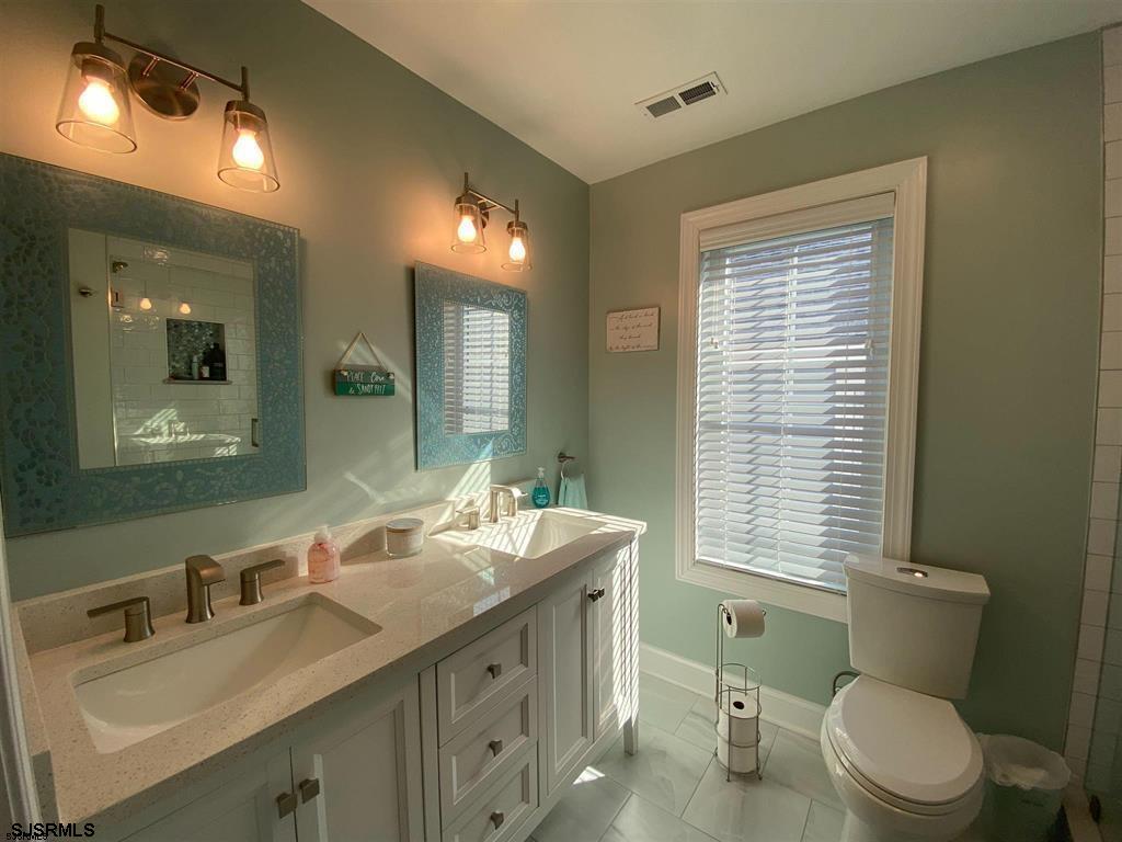 Ventnor, New Jersey 08406, United States, 3 Bedrooms Bedrooms, ,3 BathroomsBathrooms,Residential,Active,130803