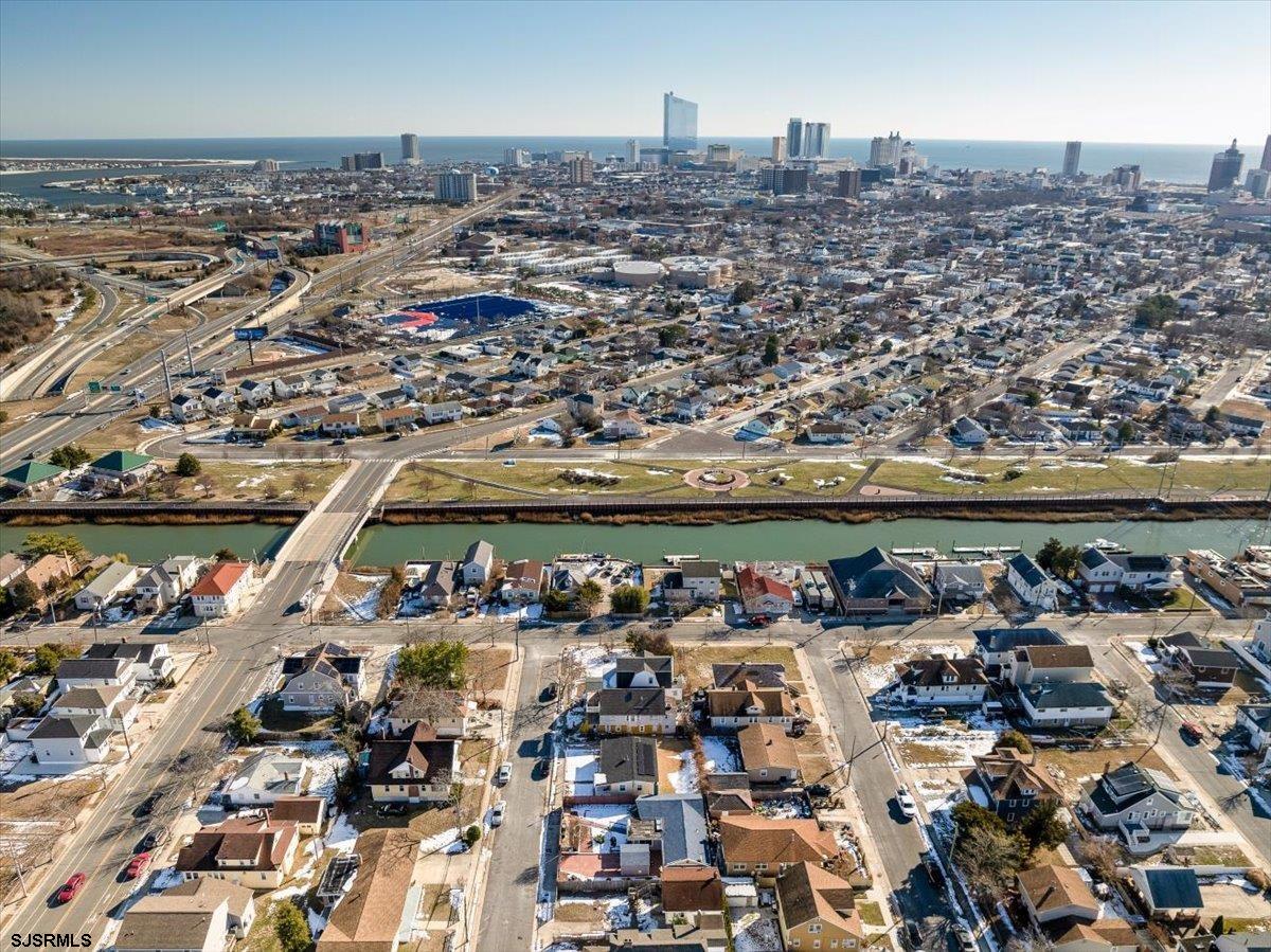 Atlantic City, New Jersey 08401, United States, 2 Bedrooms Bedrooms, ,2 BathroomsBathrooms,Residential,Active,17795