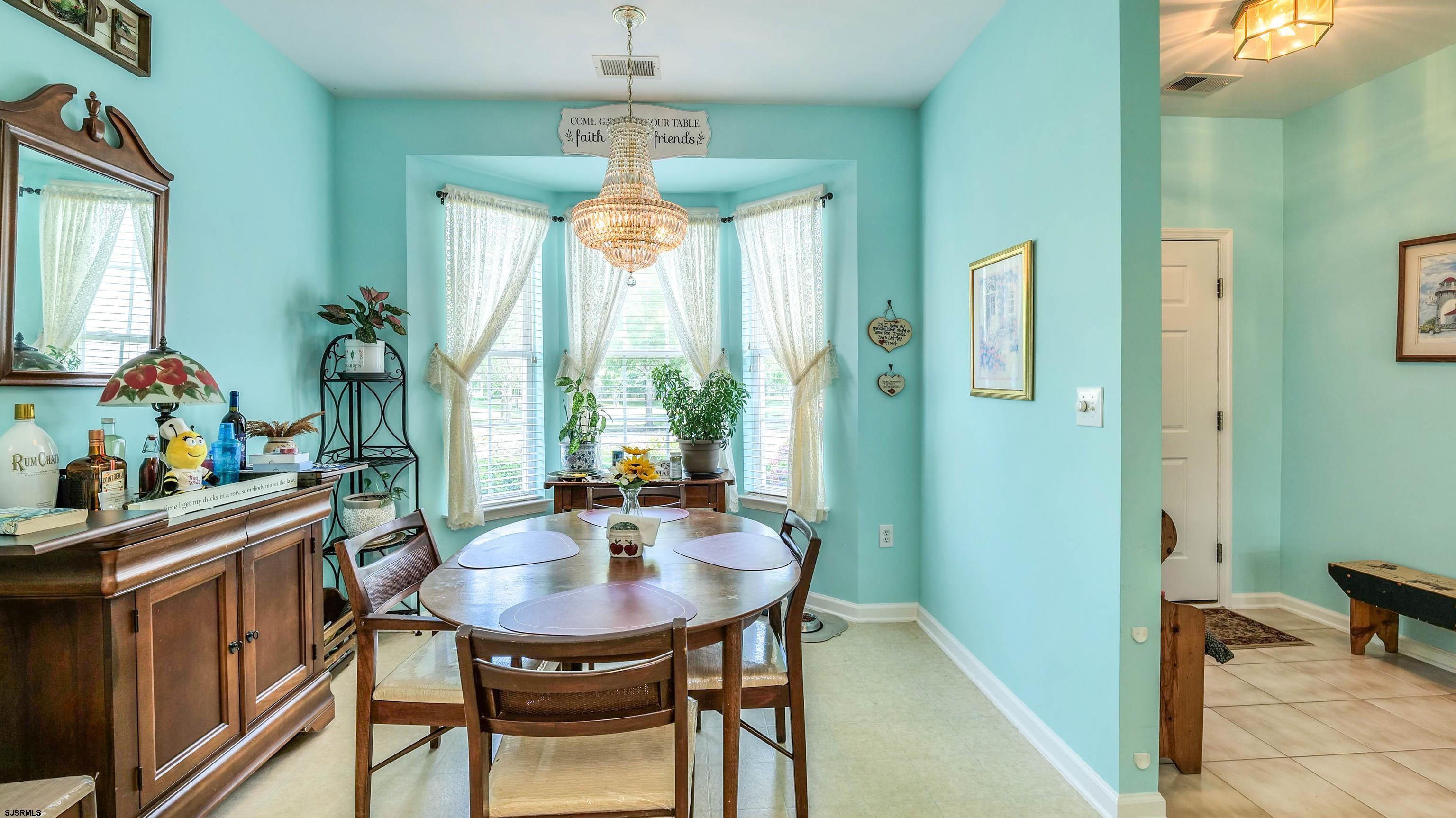 115 Devon Ct
