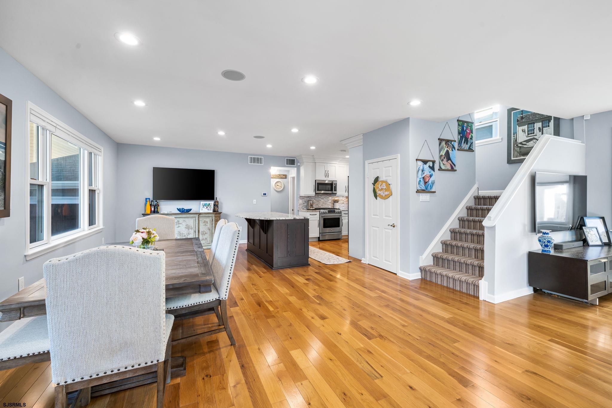 Margate, New Jersey 08402, United States, 4 Bedrooms Bedrooms, ,3 BathroomsBathrooms,Residential,Active,201813