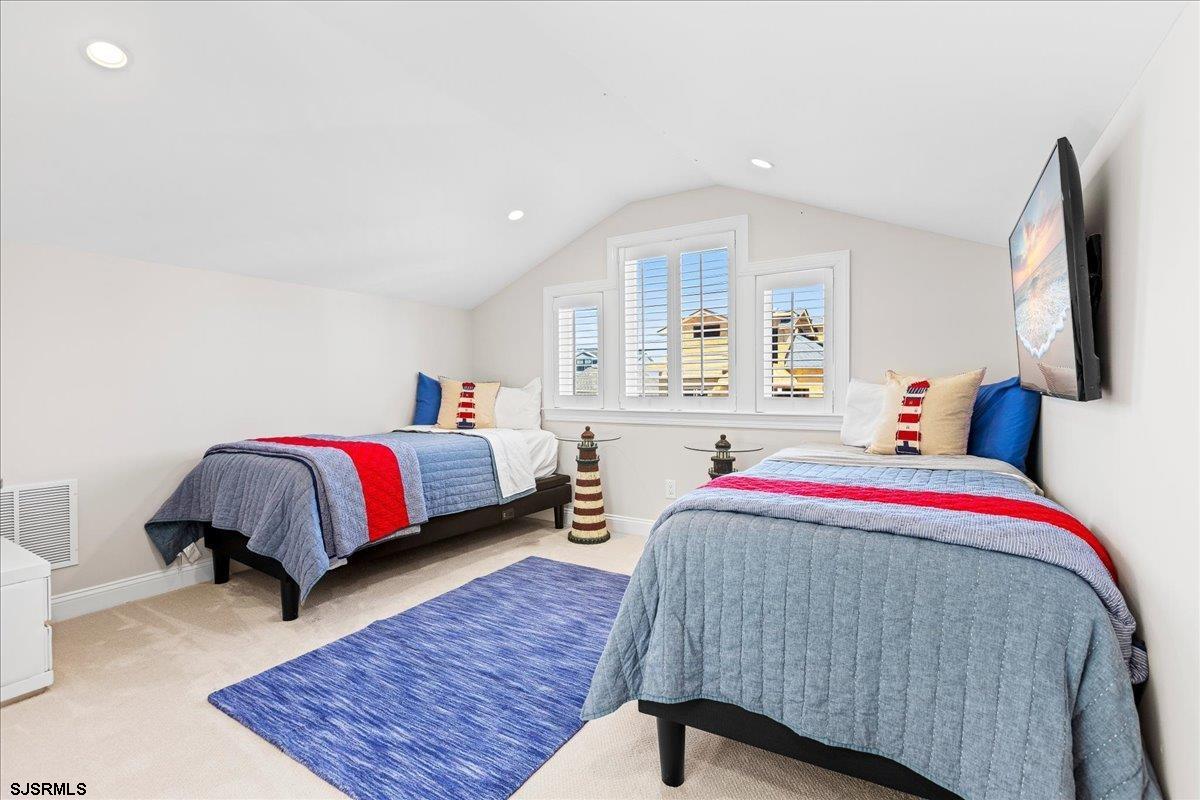 Margate, New Jersey 08402, United States, 5 Bedrooms Bedrooms, ,4 BathroomsBathrooms,Residential,Active,180806