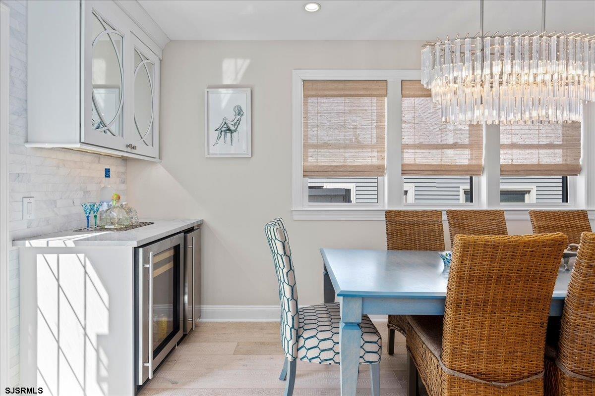 Margate, New Jersey 08402, United States, 5 Bedrooms Bedrooms, ,4 BathroomsBathrooms,Residential,Active,180806