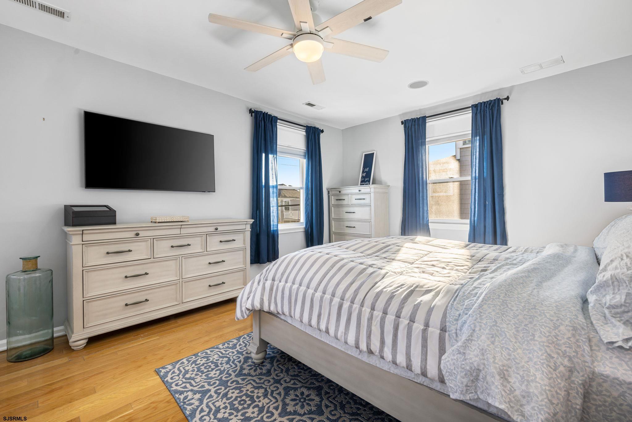 Margate, New Jersey 08402, United States, 4 Bedrooms Bedrooms, ,3 BathroomsBathrooms,Residential,Active,201812