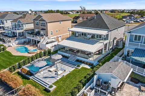 10 Golf Course Dr Brigantine NJ 08203