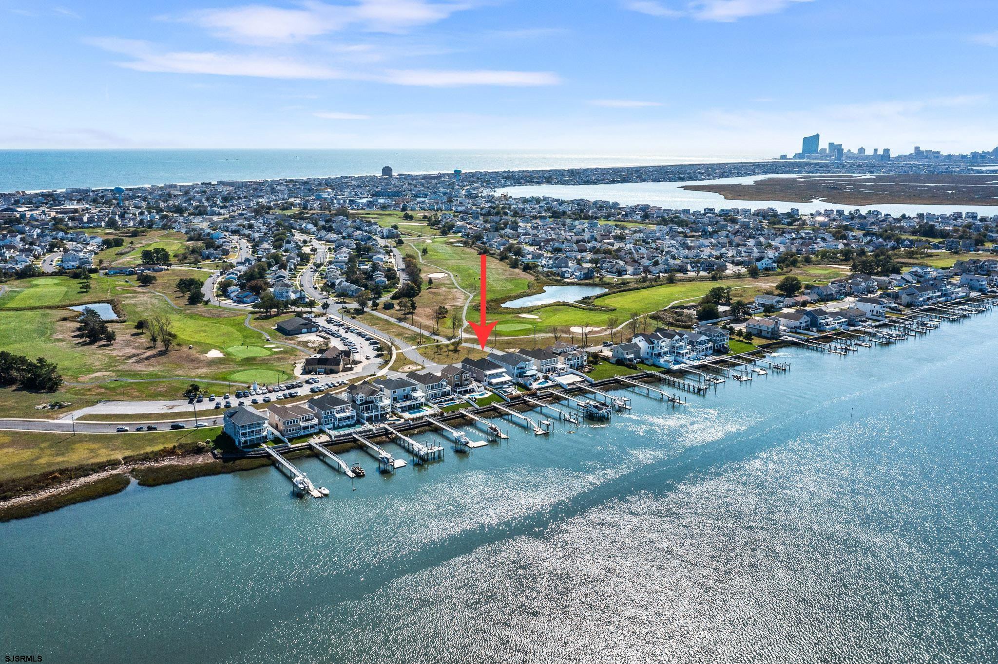 10 Golf Course Dr