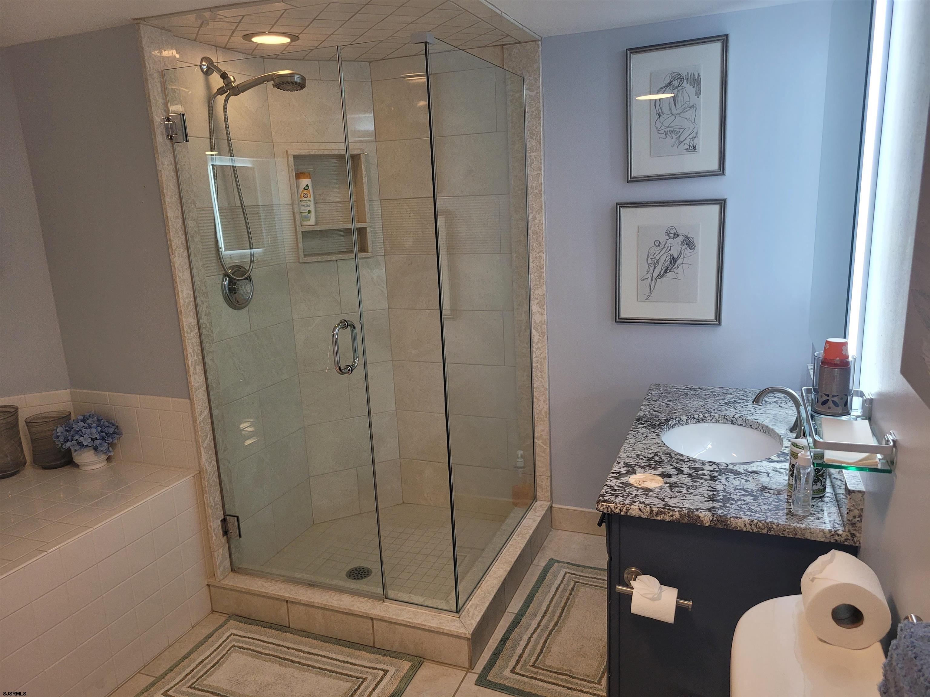 Brigantine, New Jersey 08203, United States, 2 Bedrooms Bedrooms, ,2 BathroomsBathrooms,Residential,Pending,69336