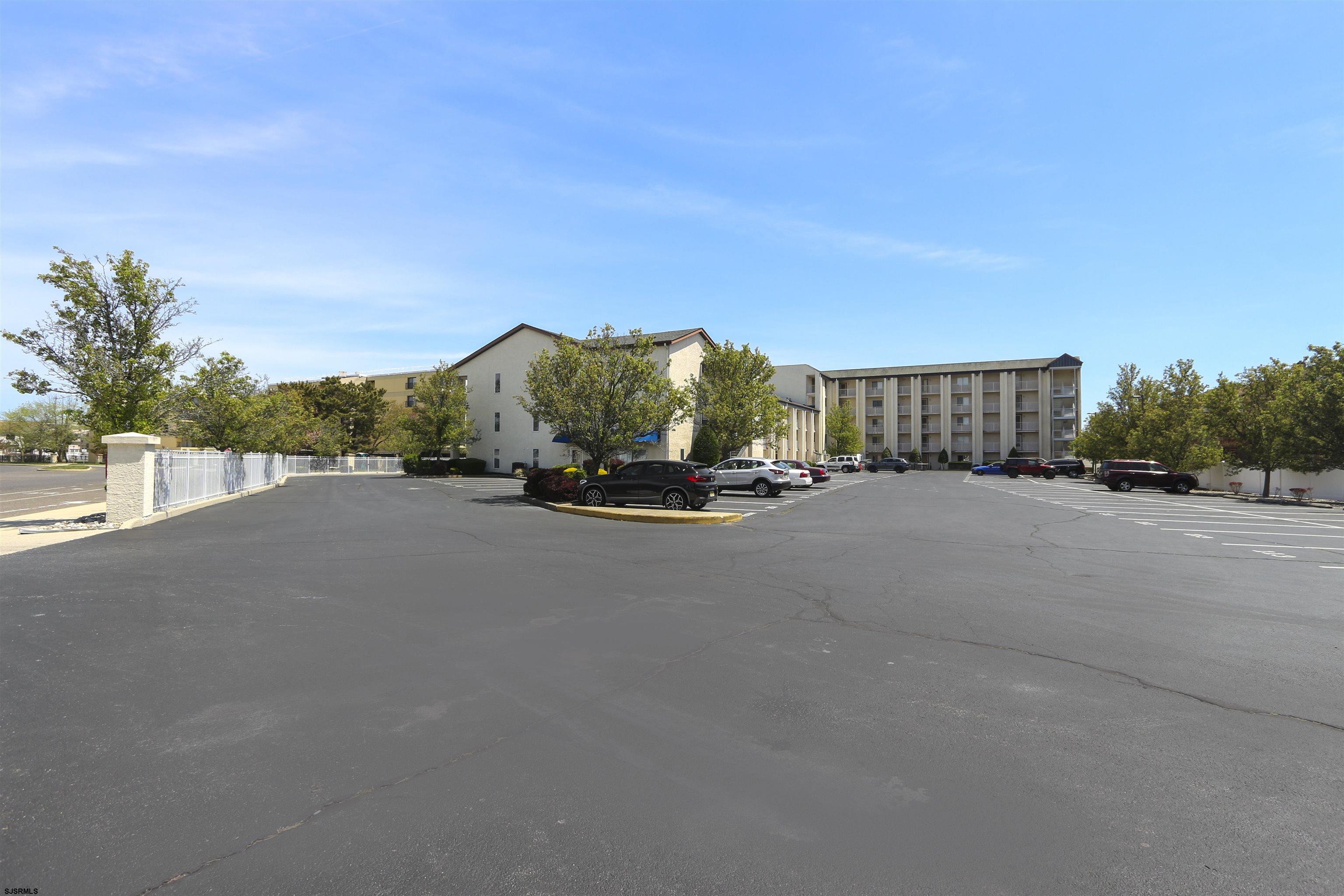 Brigantine, New Jersey 08203, United States, 2 Bedrooms Bedrooms, ,2 BathroomsBathrooms,Residential,Pending,69336