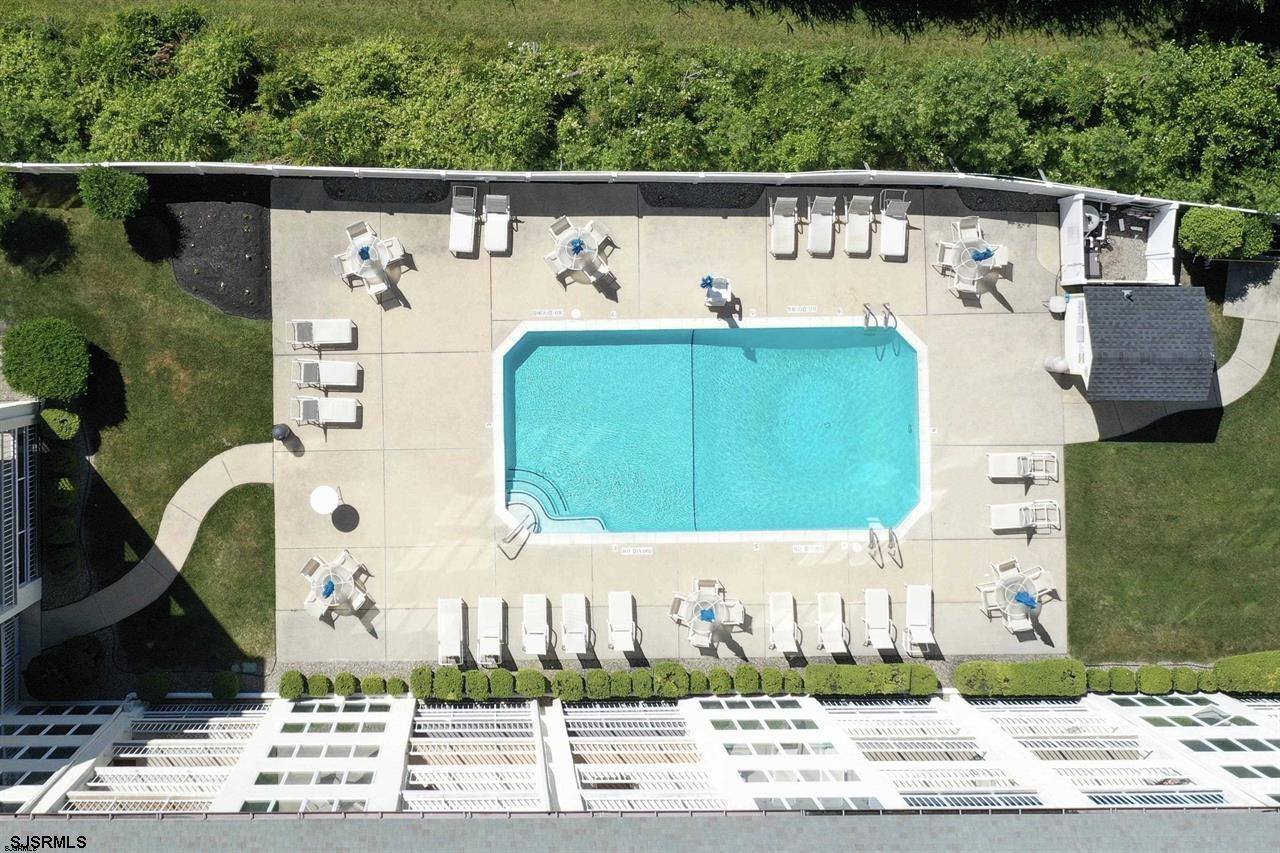 Brigantine, New Jersey 08203, United States, 2 Bedrooms Bedrooms, ,2 BathroomsBathrooms,Residential,Pending,69336