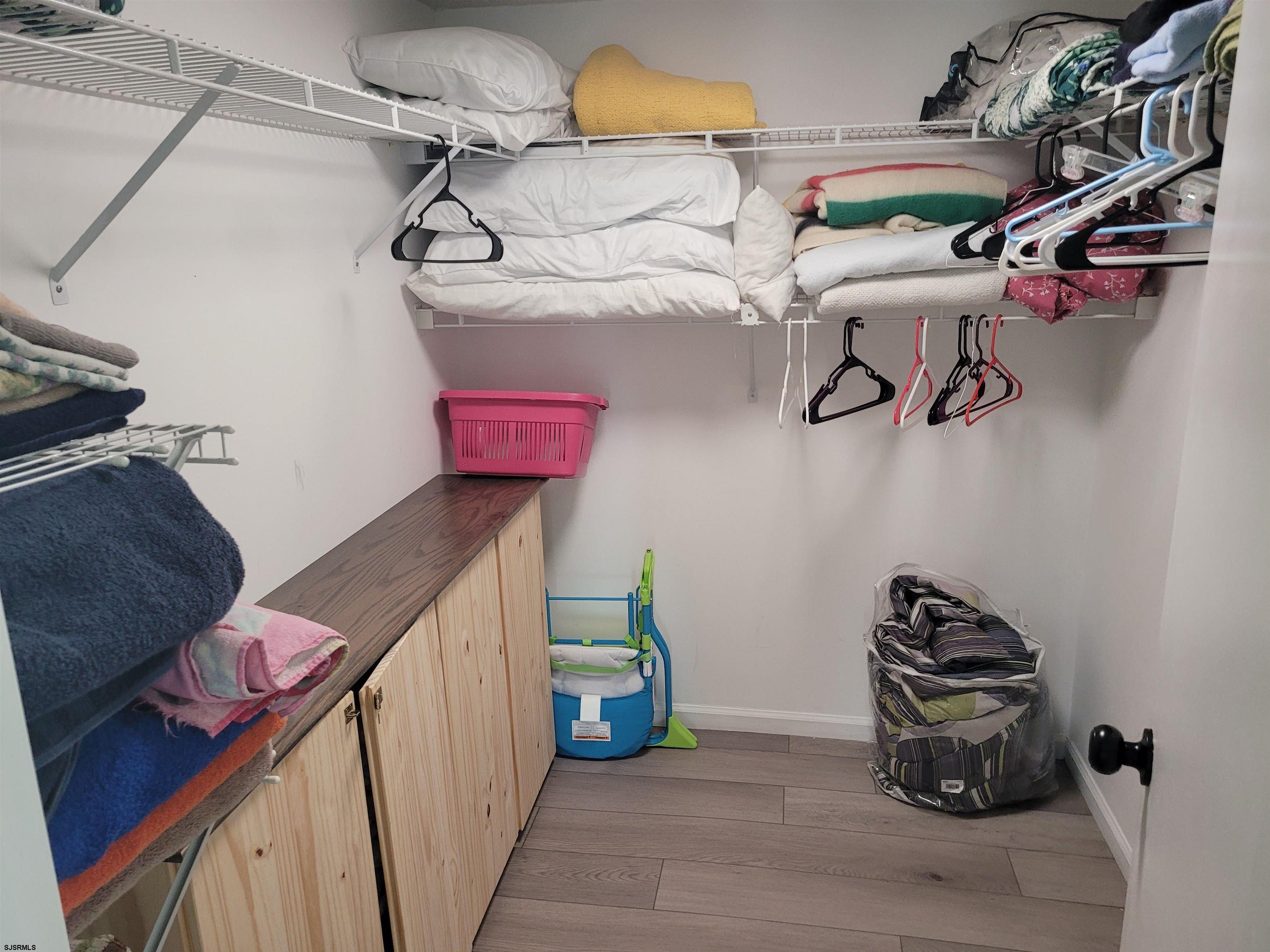 Brigantine, New Jersey 08203, United States, 2 Bedrooms Bedrooms, ,2 BathroomsBathrooms,Residential,Pending,69336