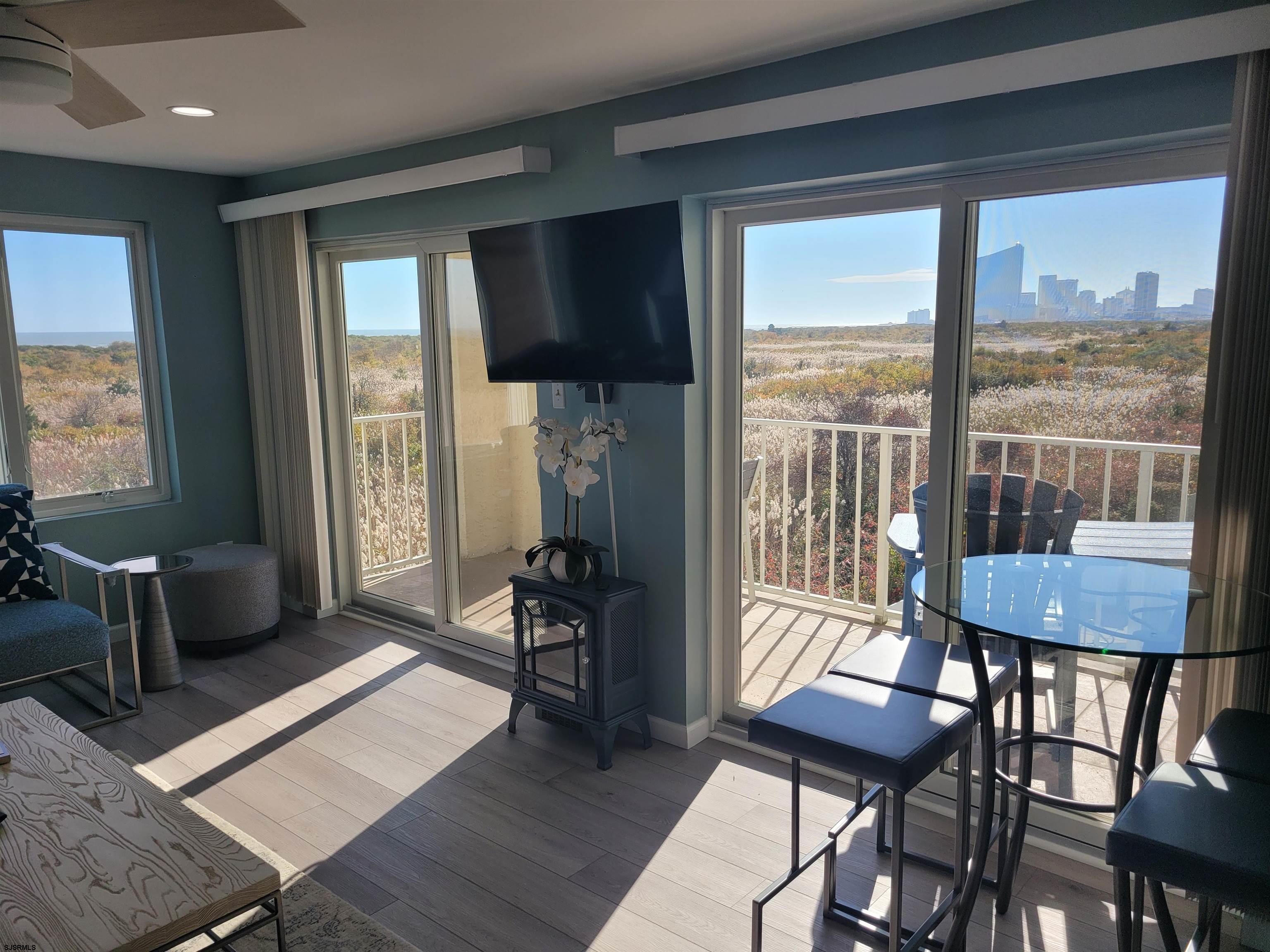 Brigantine, New Jersey 08203, United States, 2 Bedrooms Bedrooms, ,2 BathroomsBathrooms,Residential,Pending,69336