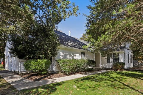 709 E Chip Shot Ln Galloway Township NJ 08205