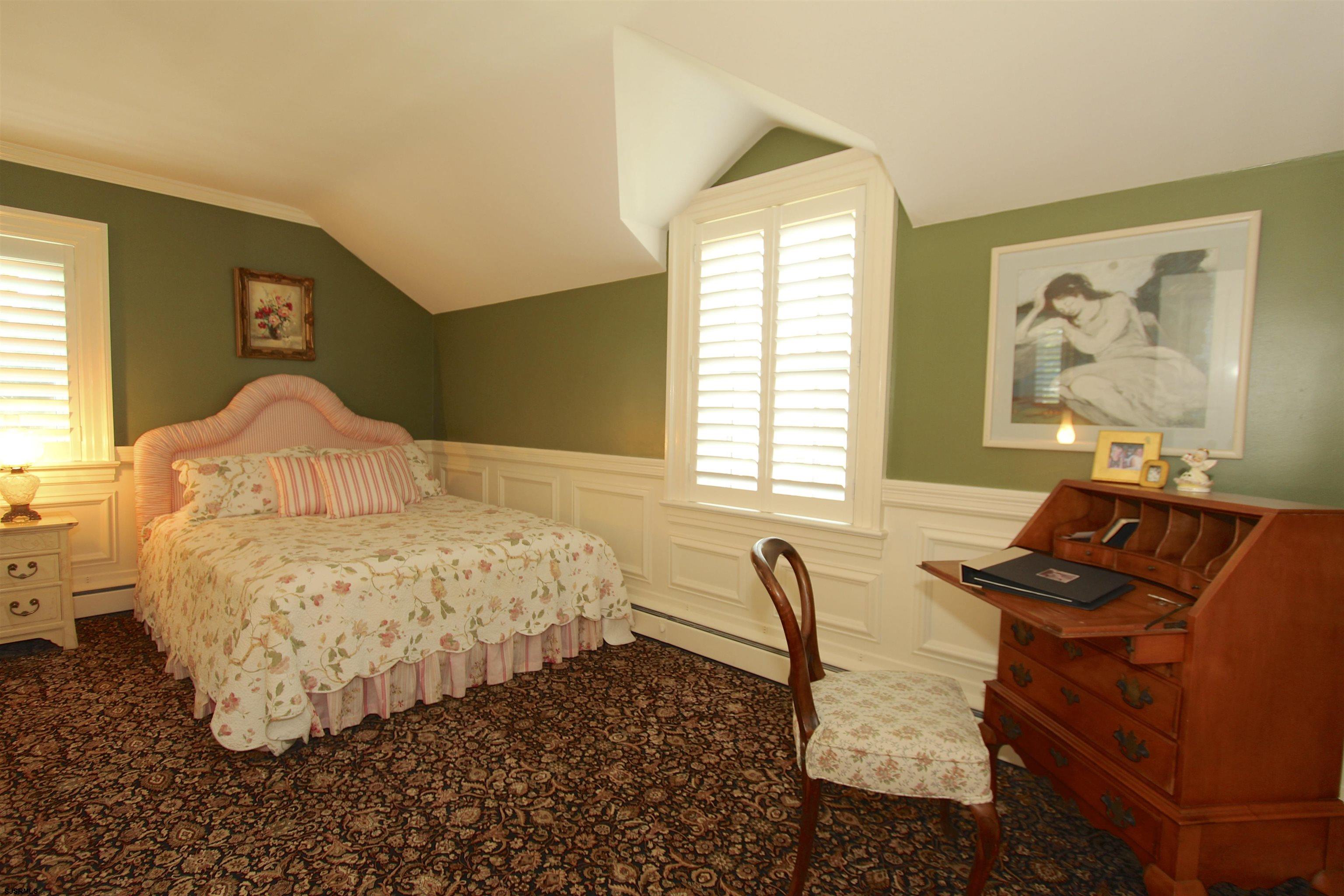 Ventnor, New Jersey 08406, United States, 5 Bedrooms Bedrooms, ,5 BathroomsBathrooms,Residential,Active,119379