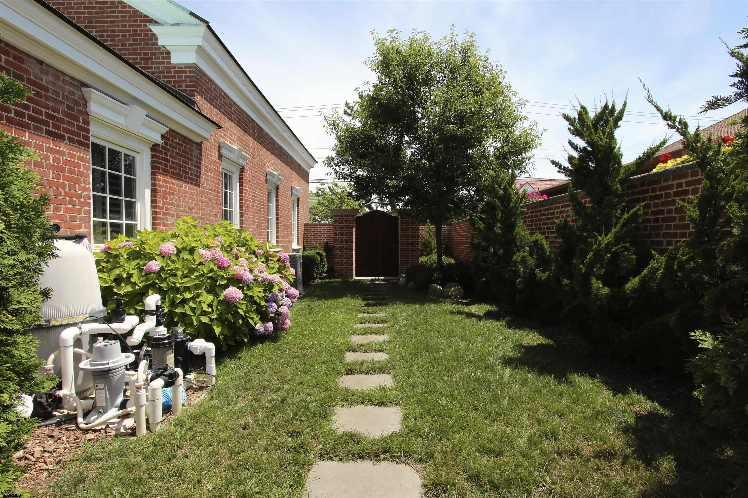 Ventnor, New Jersey 08406, United States, 5 Bedrooms Bedrooms, ,5 BathroomsBathrooms,Residential,Active,119379