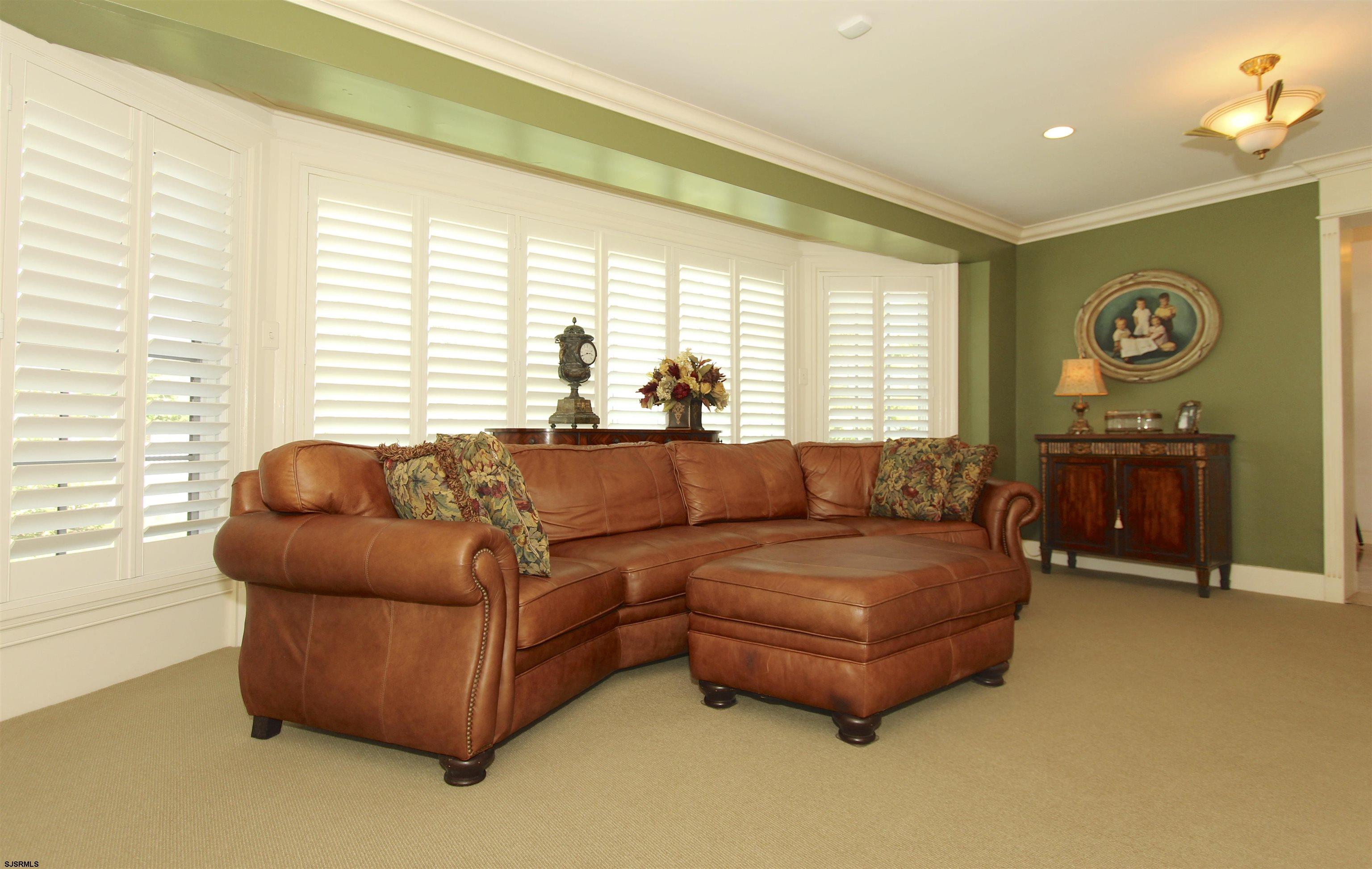 Ventnor, New Jersey 08406, United States, 5 Bedrooms Bedrooms, ,5 BathroomsBathrooms,Residential,Active,119379