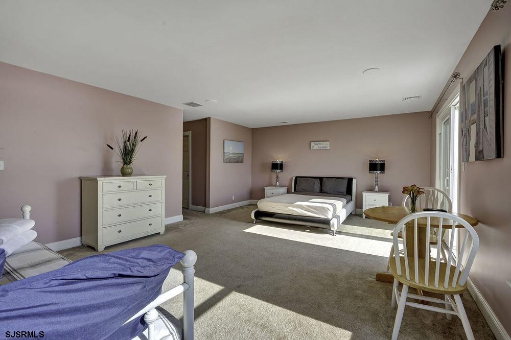 Atlantic City, New Jersey 08401, United States, 5 Bedrooms Bedrooms, ,3 BathroomsBathrooms,Residential,Active,159681