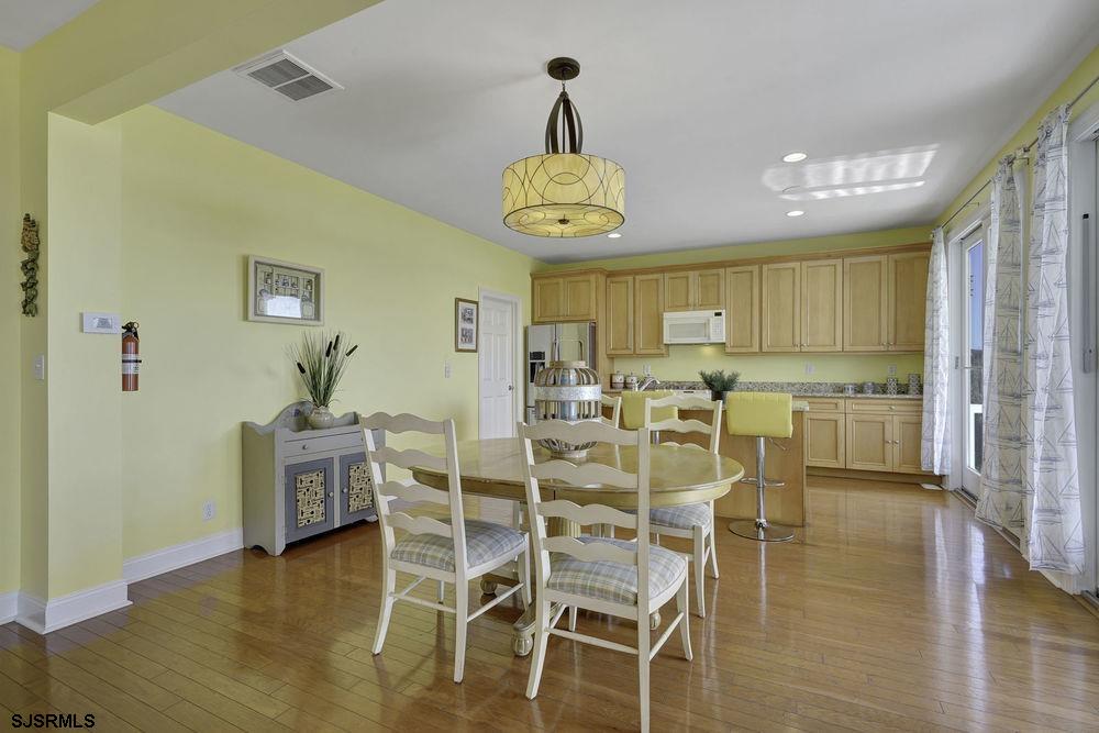 Atlantic City, New Jersey 08401, United States, 5 Bedrooms Bedrooms, ,3 BathroomsBathrooms,Residential,Active,159681