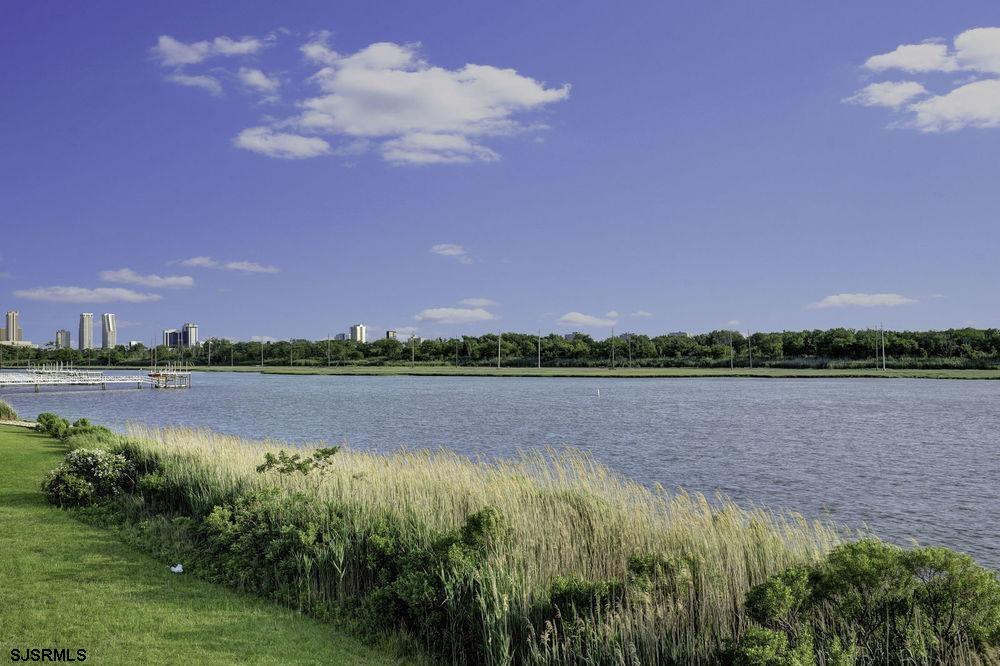 Atlantic City, New Jersey 08401, United States, 5 Bedrooms Bedrooms, ,3 BathroomsBathrooms,Residential,Active,159681