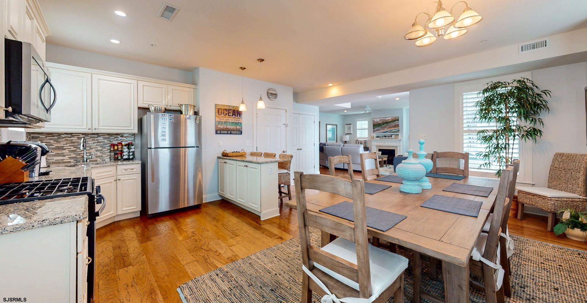 Ocean City, New Jersey 08226, United States, 5 Bedrooms Bedrooms, ,3 BathroomsBathrooms,Residential,Pending,200978