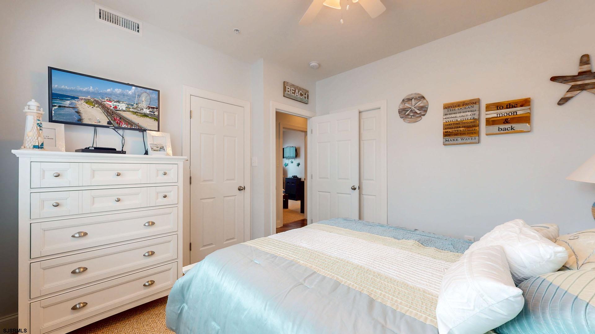 Ocean City, New Jersey 08226, United States, 5 Bedrooms Bedrooms, ,3 BathroomsBathrooms,Residential,Pending,200978