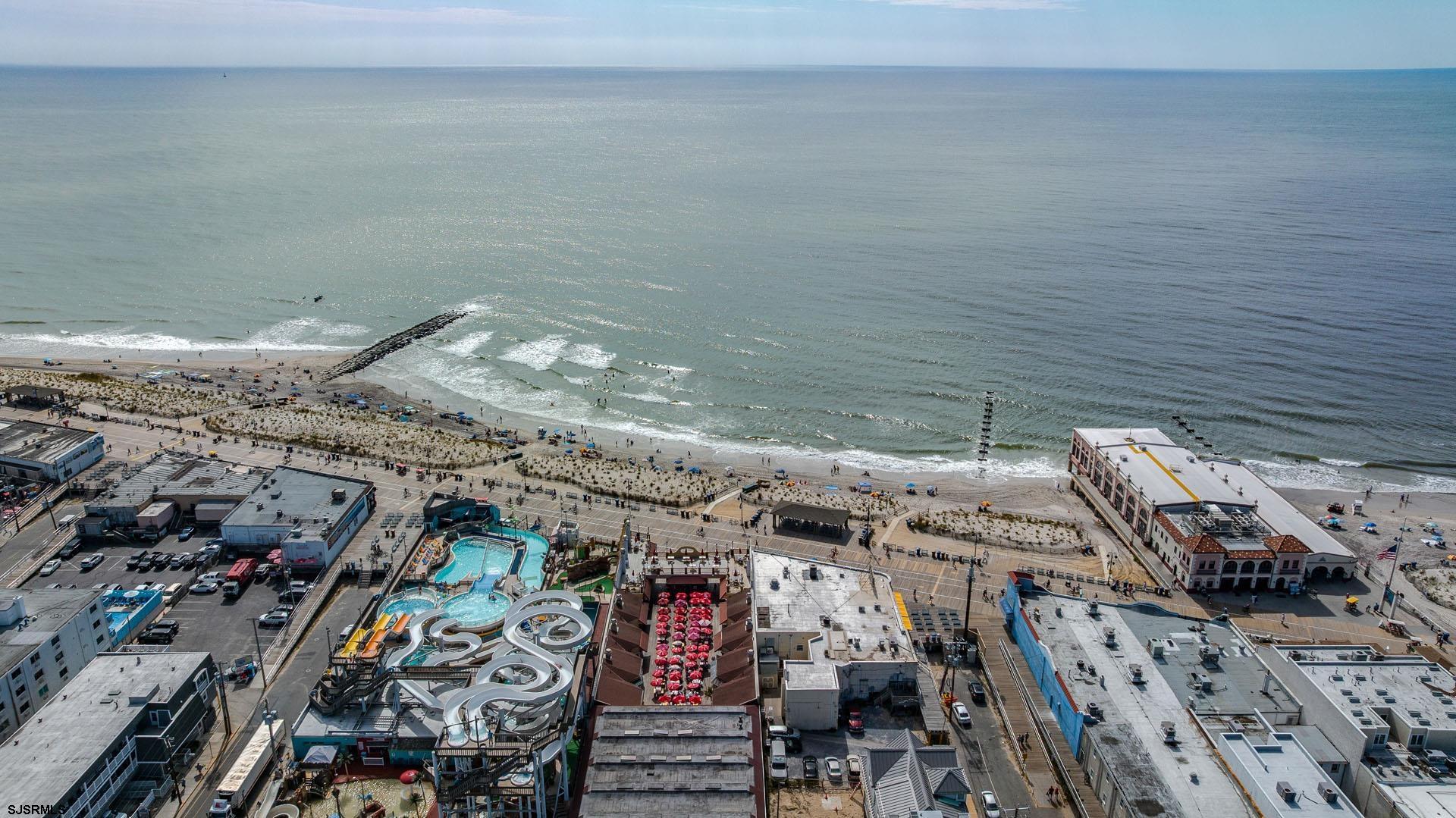 Ocean City, New Jersey 08226, United States, 5 Bedrooms Bedrooms, ,3 BathroomsBathrooms,Residential,Pending,200978