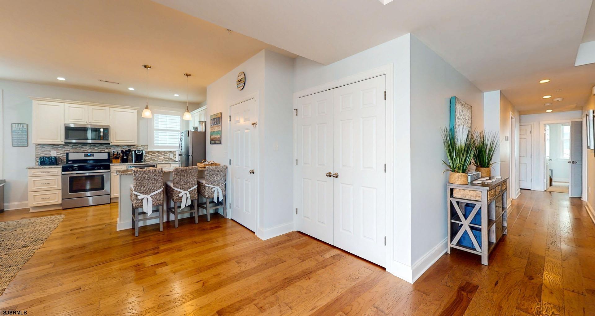 Ocean City, New Jersey 08226, United States, 5 Bedrooms Bedrooms, ,3 BathroomsBathrooms,Residential,Pending,200978