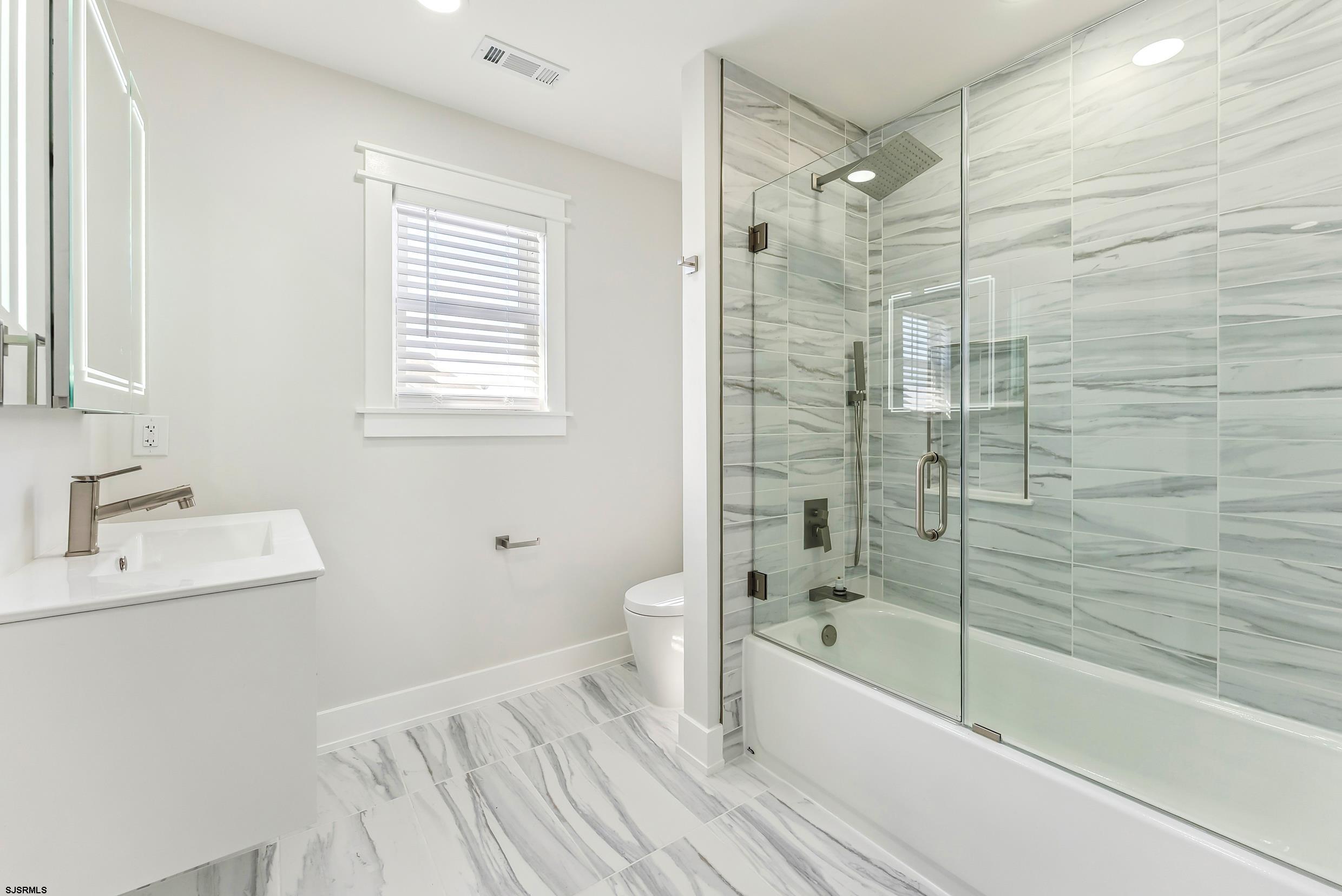 Ocean City, New Jersey 08226, United States, 4 Bedrooms Bedrooms, ,3 BathroomsBathrooms,Residential,Active,92434