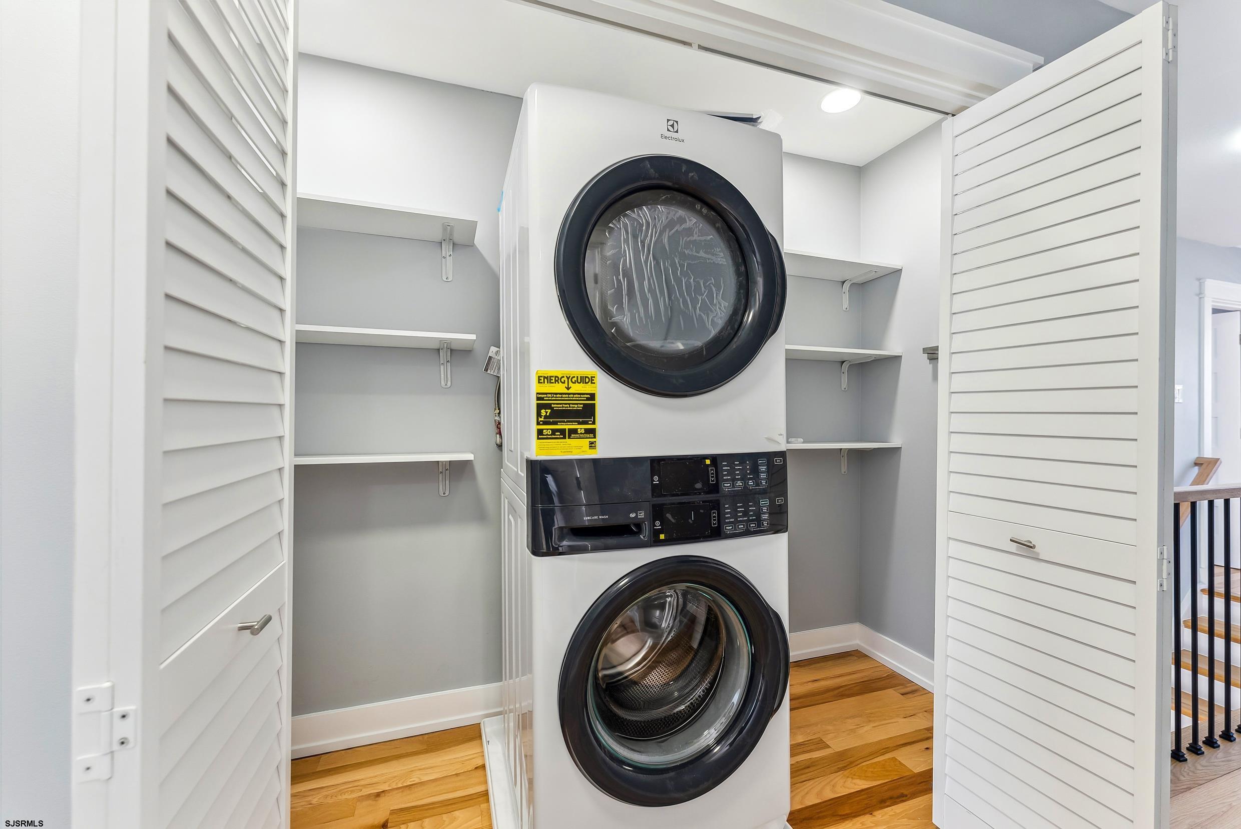 Ocean City, New Jersey 08226, United States, 4 Bedrooms Bedrooms, ,3 BathroomsBathrooms,Residential,Active,92434