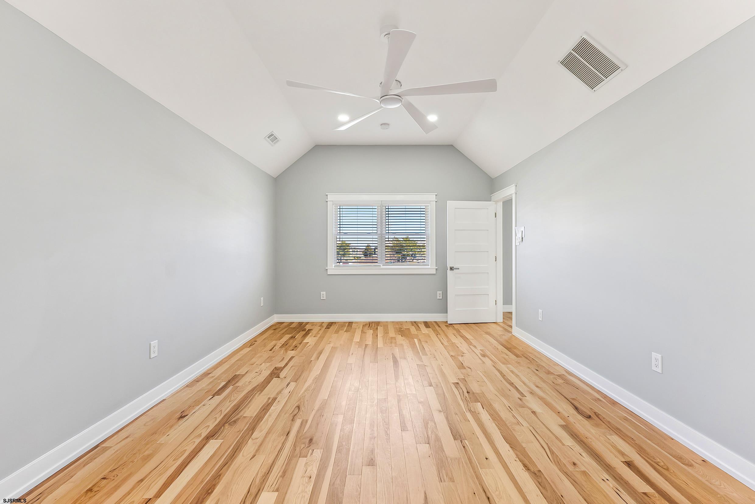 Ocean City, New Jersey 08226, United States, 4 Bedrooms Bedrooms, ,3 BathroomsBathrooms,Residential,Active,92434