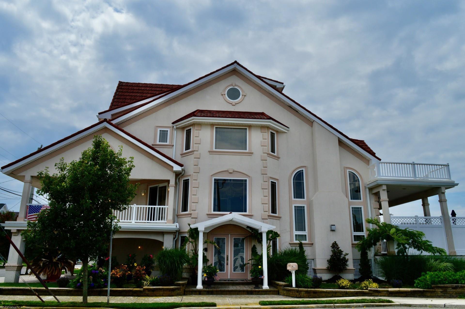 1200 Pleasure Ave Ave