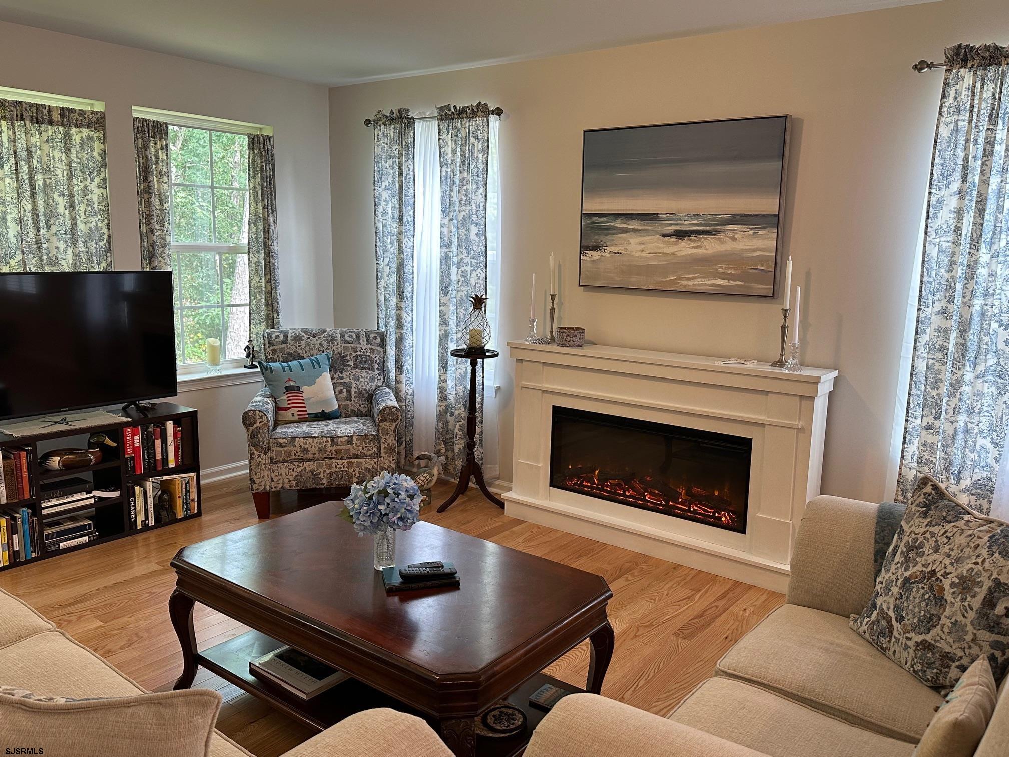 Mays Landing, New Jersey 08330, United States, 2 Bedrooms Bedrooms, ,2 BathroomsBathrooms,Residential,Active,215933