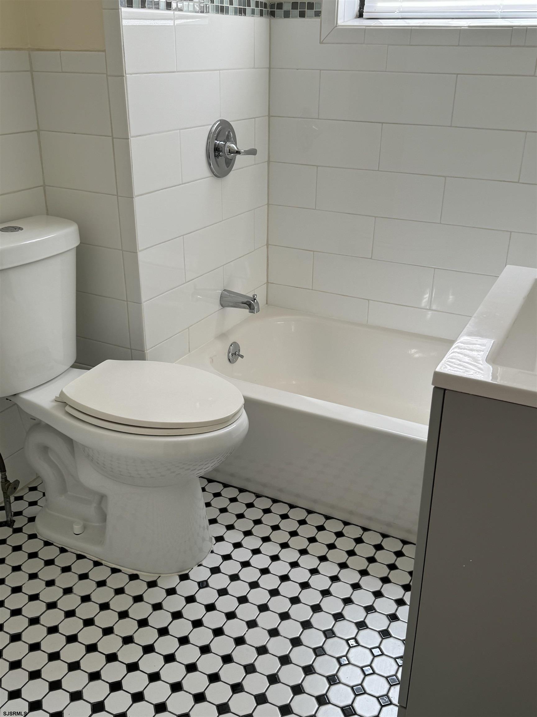 Atlantic City, New Jersey 08401, United States, ,1 BathroomBathrooms,Residential,Active,173588