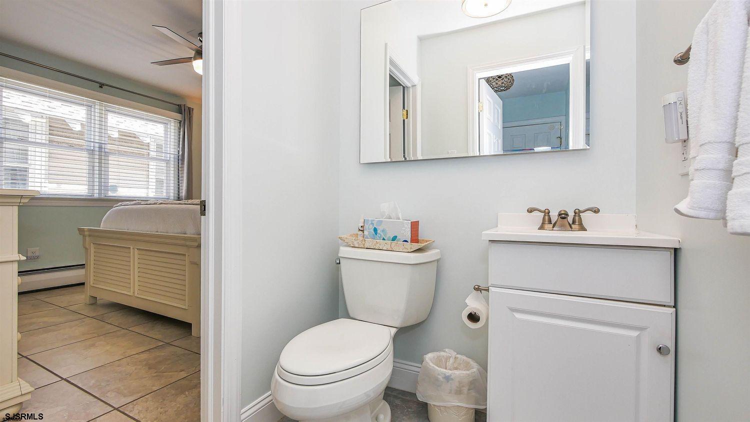 Margate, New Jersey 08402, United States, 2 Bedrooms Bedrooms, ,2 BathroomsBathrooms,Residential,Active,112571