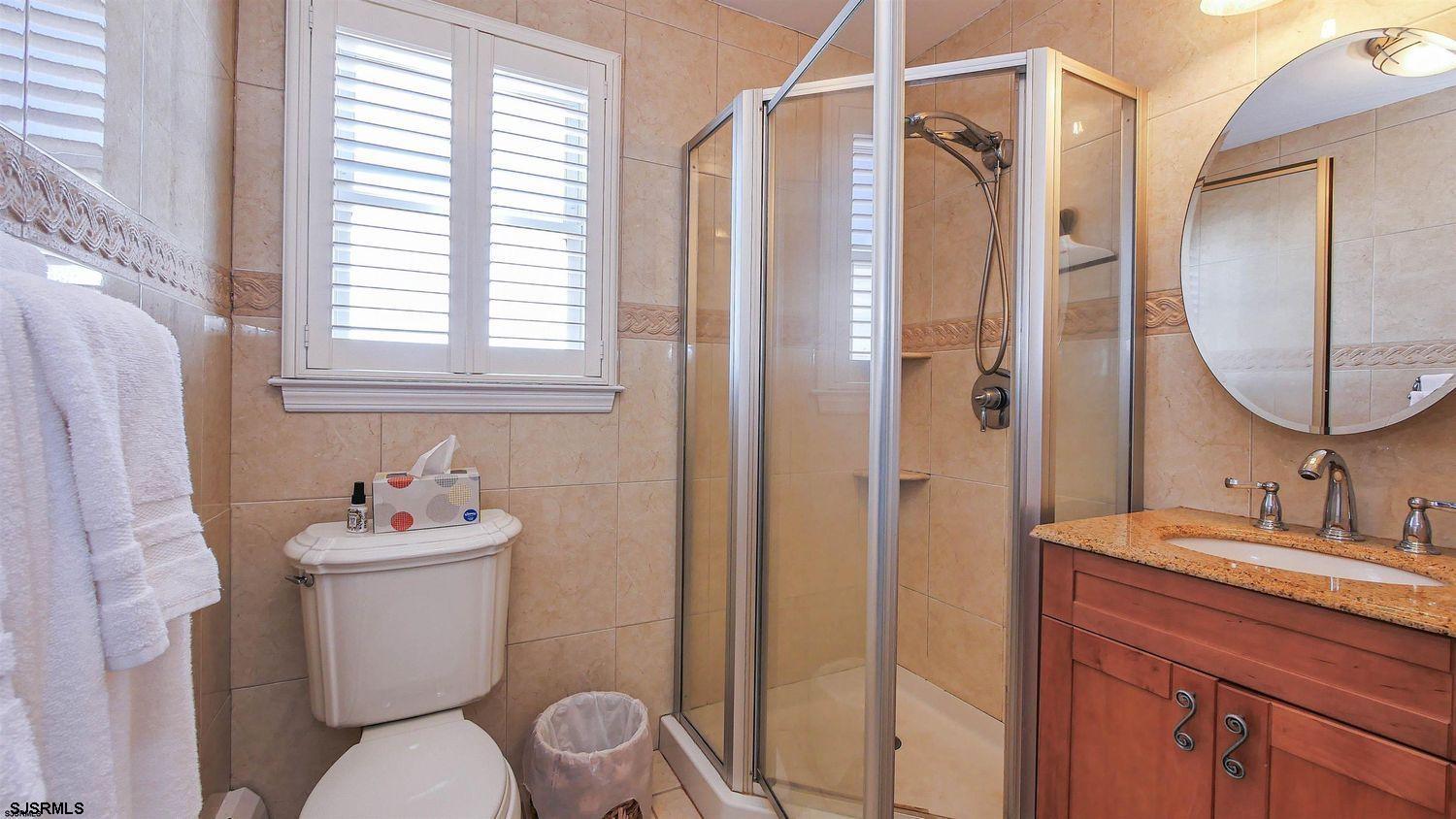 Margate, New Jersey 08402, United States, 2 Bedrooms Bedrooms, ,2 BathroomsBathrooms,Residential,Active,112571