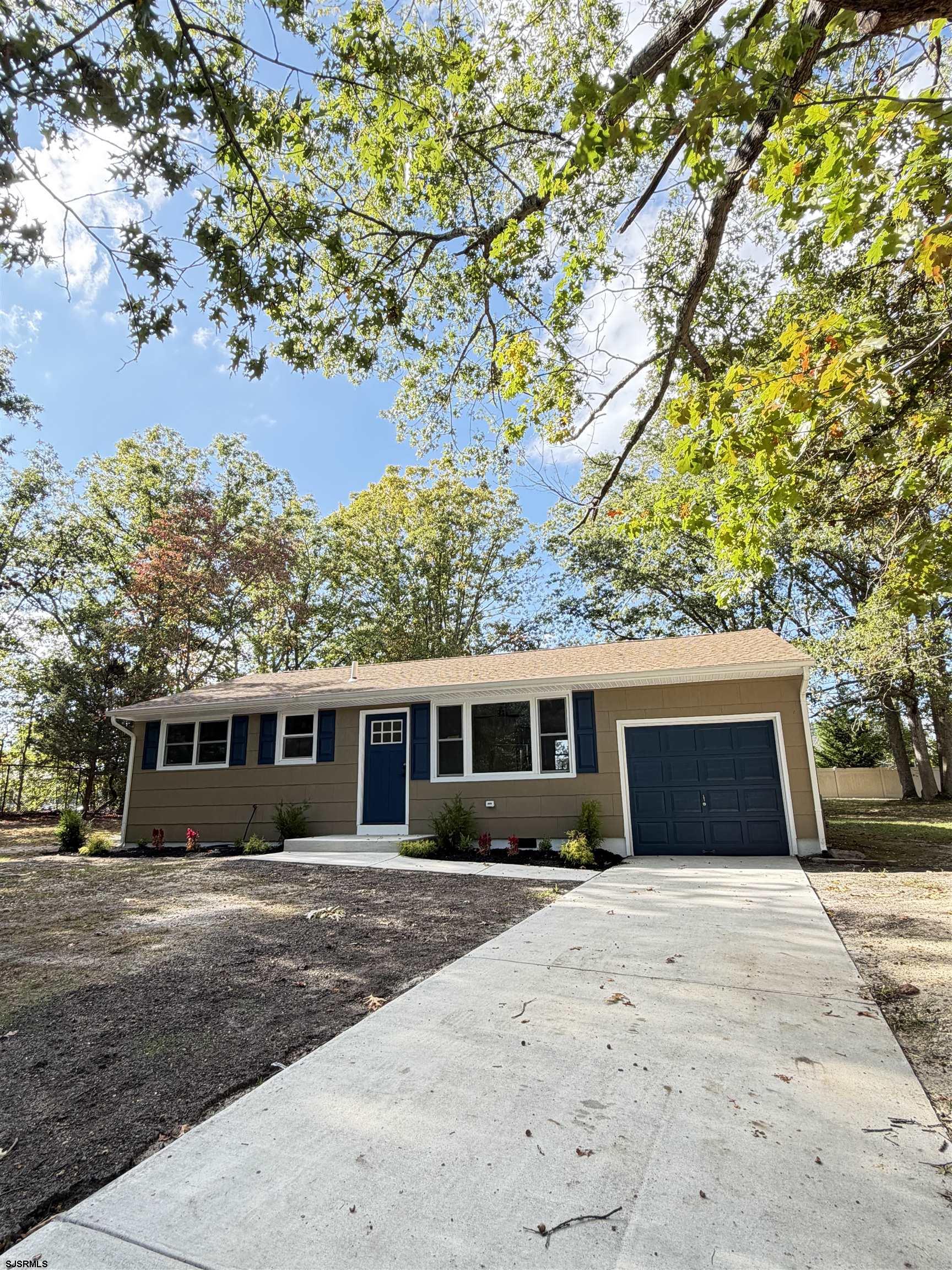 310 Sandy Ln Ln