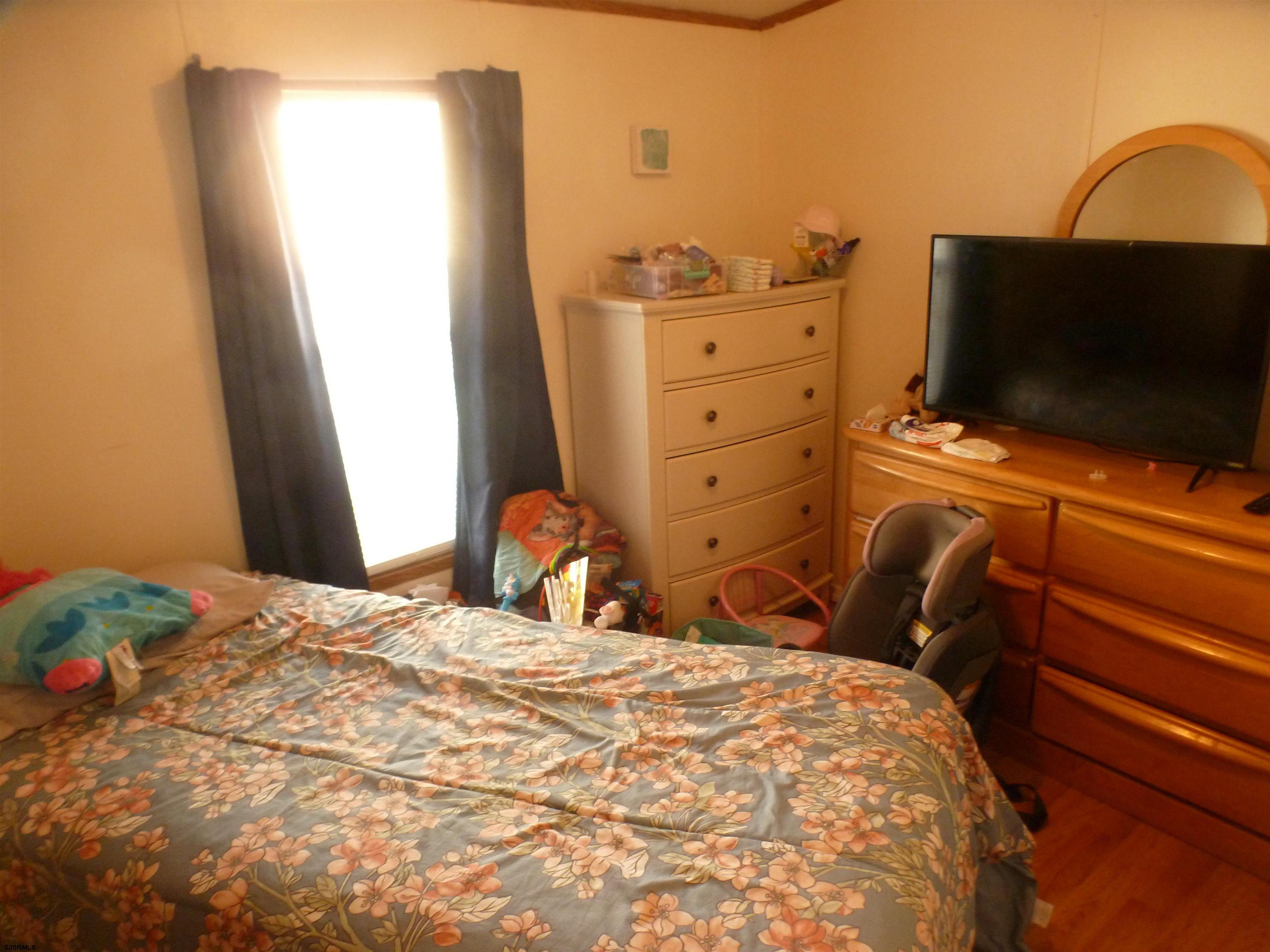 Vineland, New Jersey 08360, United States, 3 Bedrooms Bedrooms, ,2 BathroomsBathrooms,Residential,Active,164958