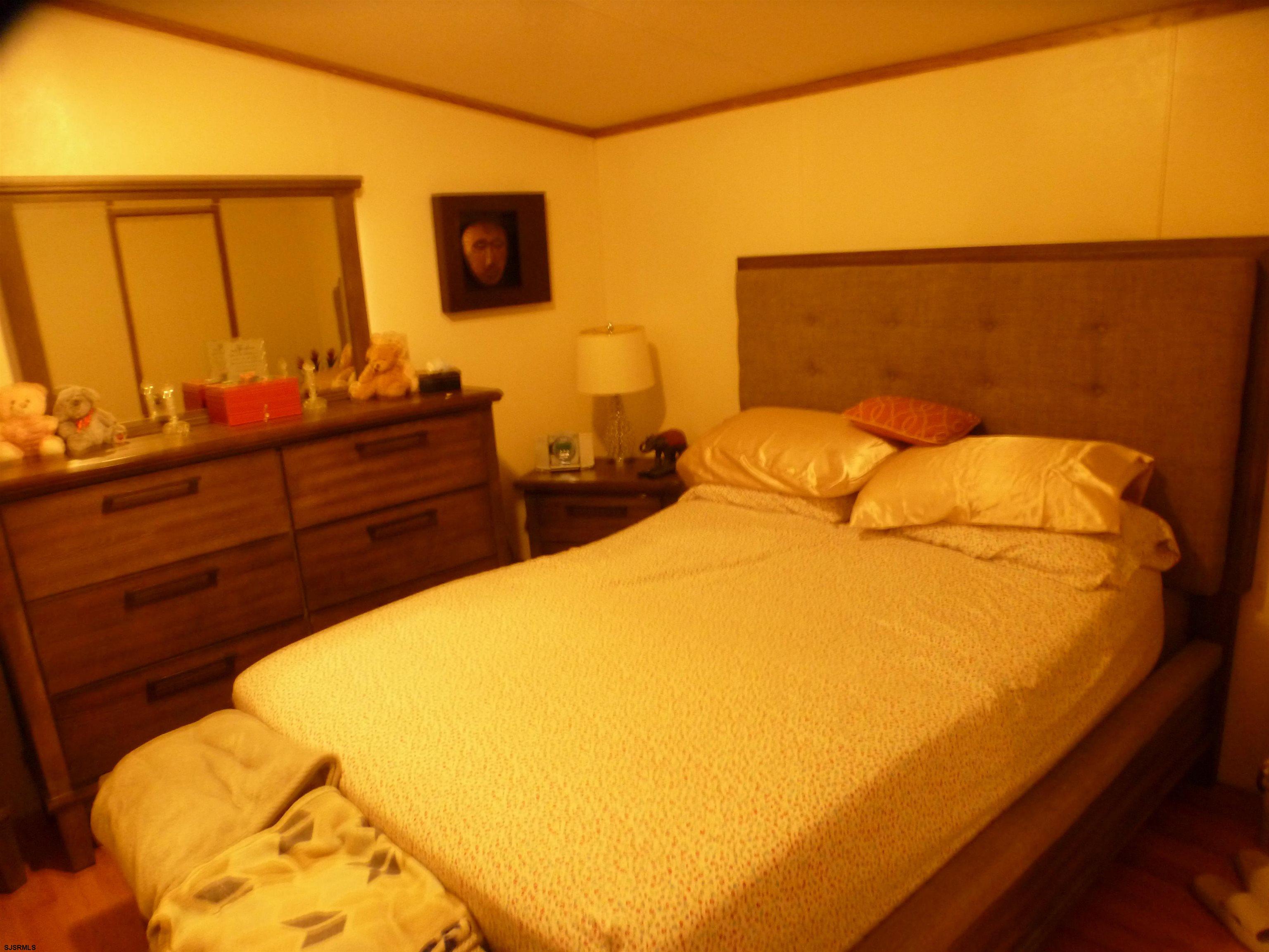 Vineland, New Jersey 08360, United States, 3 Bedrooms Bedrooms, ,2 BathroomsBathrooms,Residential,Active,164958