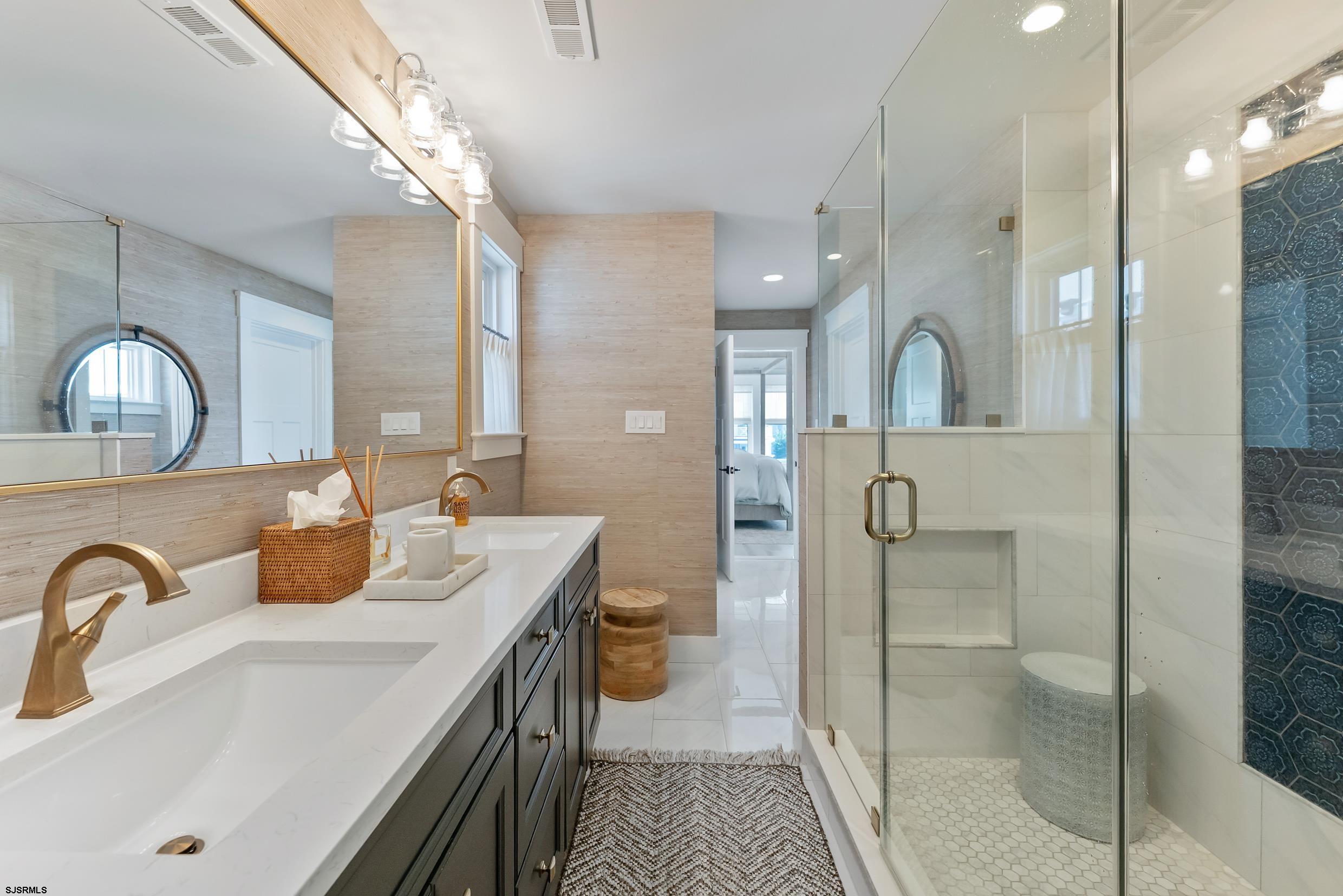 Ocean City, New Jersey 08226, United States, 6 Bedrooms Bedrooms, ,4 BathroomsBathrooms,Residential,Active,235993