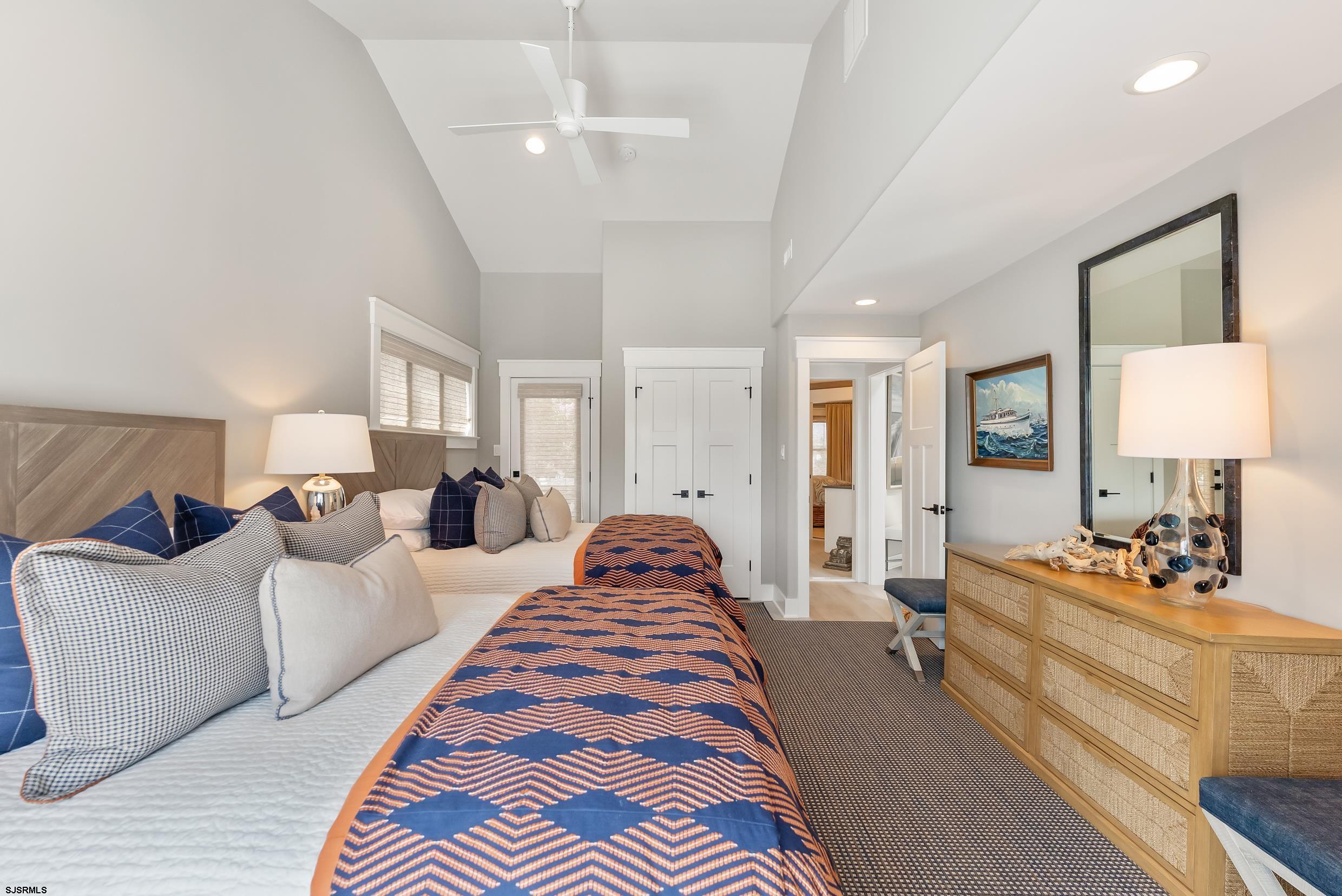 Ocean City, New Jersey 08226, United States, 6 Bedrooms Bedrooms, ,4 BathroomsBathrooms,Residential,Active,235993