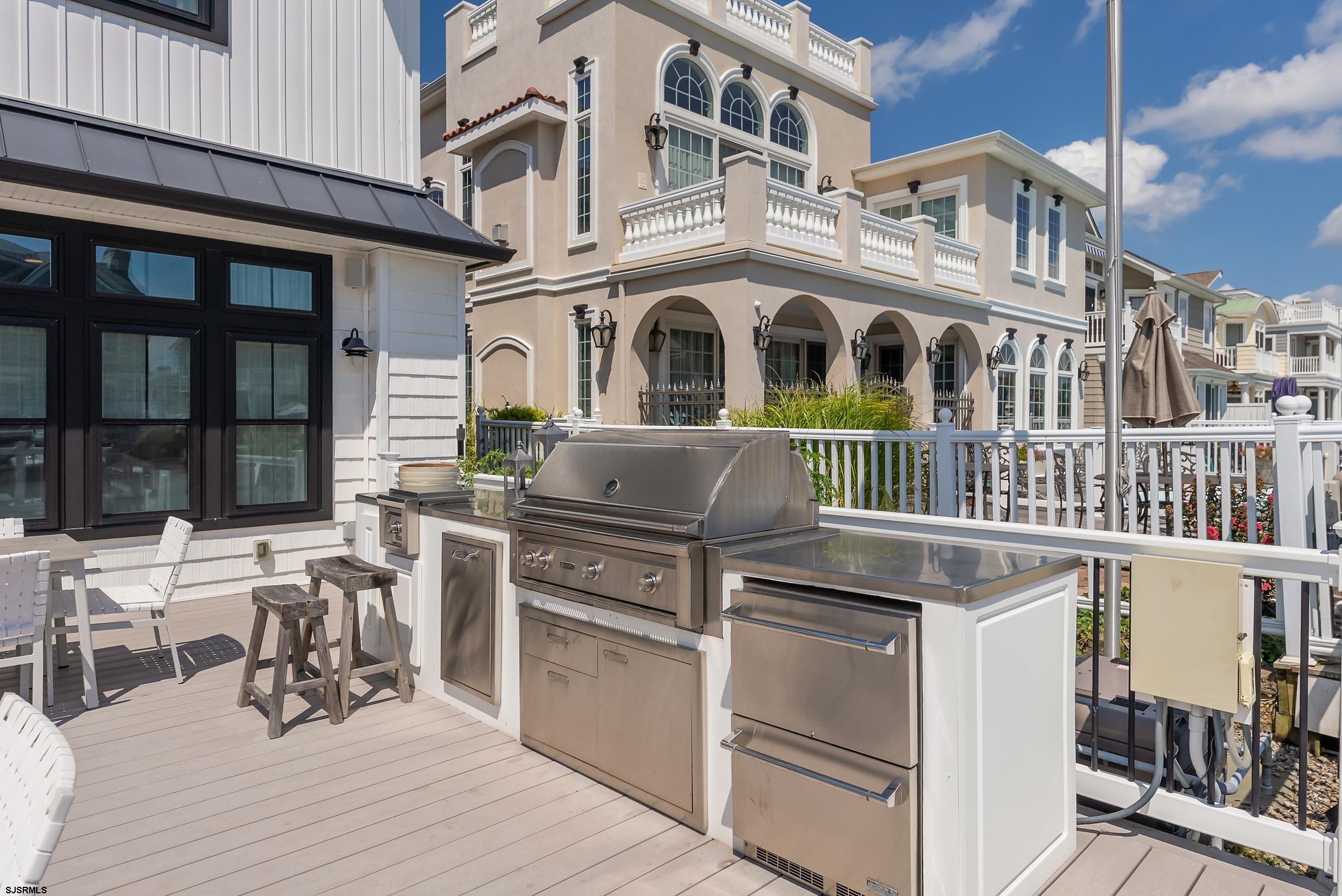 Ocean City, New Jersey 08226, United States, 6 Bedrooms Bedrooms, ,4 BathroomsBathrooms,Residential,Active,235993
