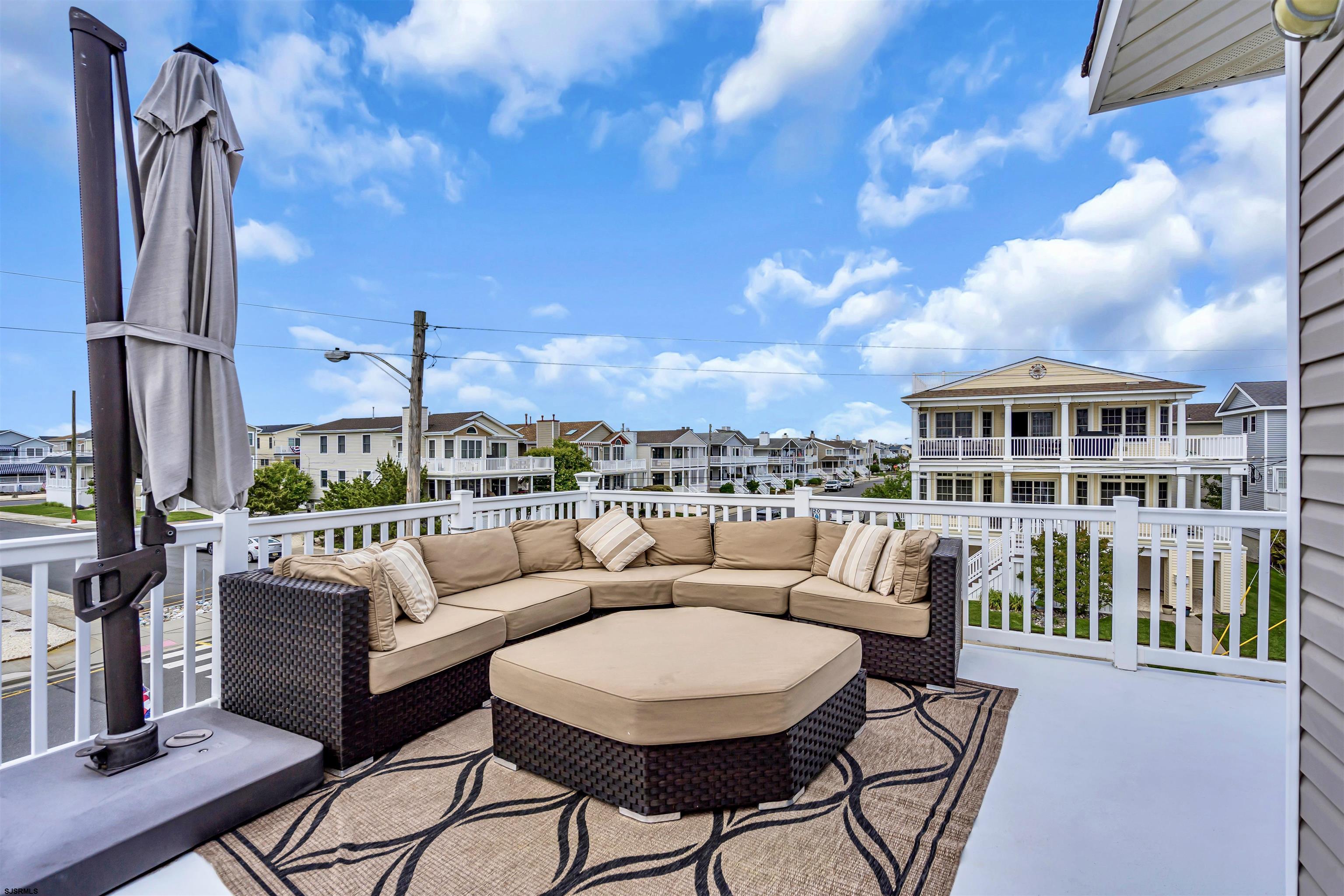 Ocean City, New Jersey 08226, United States, 4 Bedrooms Bedrooms, ,2 BathroomsBathrooms,Residential,Pending,142887