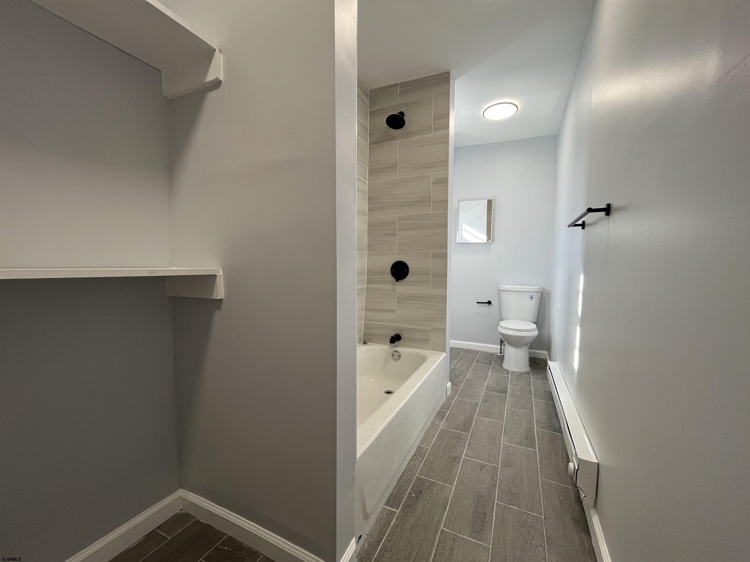 Atlantic City, New Jersey 08401, United States, 2 Bedrooms Bedrooms, ,1 BathroomBathrooms,Residential,Active,21578