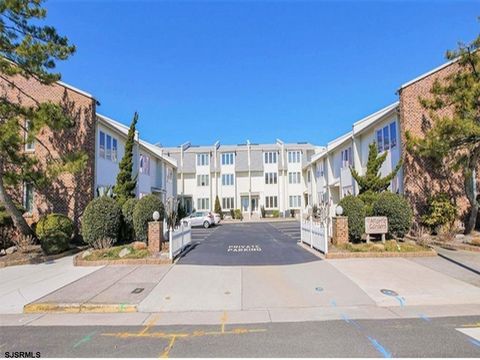 Photo of 14 L Atlantic Ave #12, Ocean City, NJ 08226 (MLS # 605213)