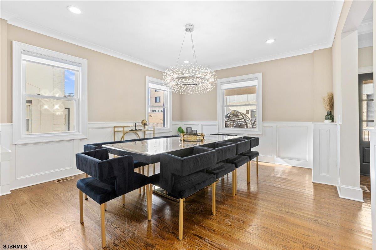 Ventnor, New Jersey 08406, United States, 7 Bedrooms Bedrooms, ,6 BathroomsBathrooms,Residential,Active,39116