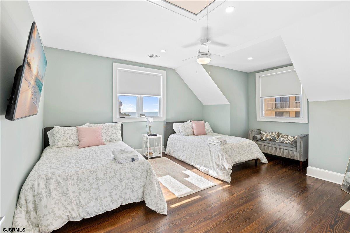 Ventnor, New Jersey 08406, United States, 7 Bedrooms Bedrooms, ,6 BathroomsBathrooms,Residential,Active,39116