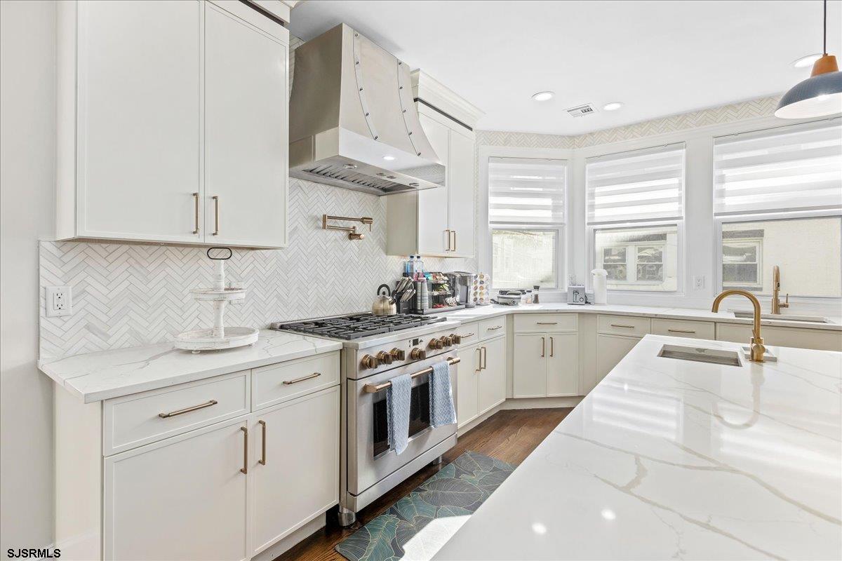 Ventnor, New Jersey 08406, United States, 7 Bedrooms Bedrooms, ,6 BathroomsBathrooms,Residential,Active,39116