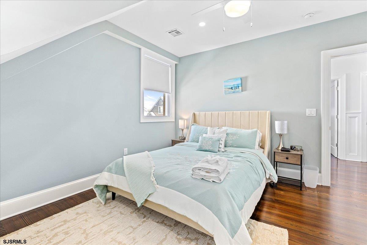 Ventnor, New Jersey 08406, United States, 7 Bedrooms Bedrooms, ,6 BathroomsBathrooms,Residential,Active,39116